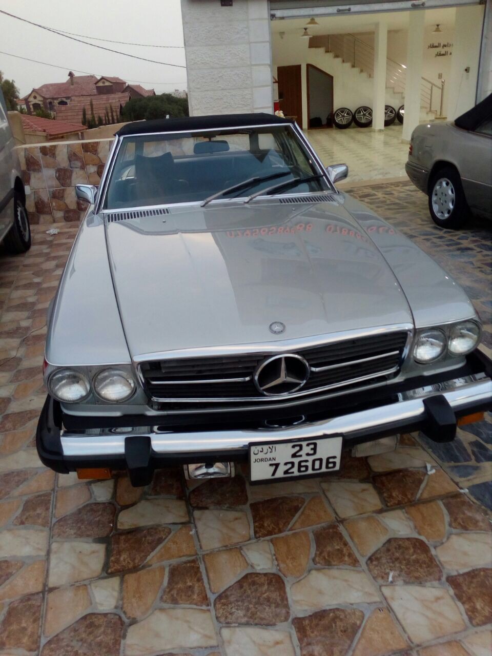كلاسيك سلفر sl موديل 1974                                            


	 				لا تنسَ أنك شاهدت هذا الإعلان في عنكبوت            
	 				
                                مرسيدس sl 450
موديل 1974
لو...
