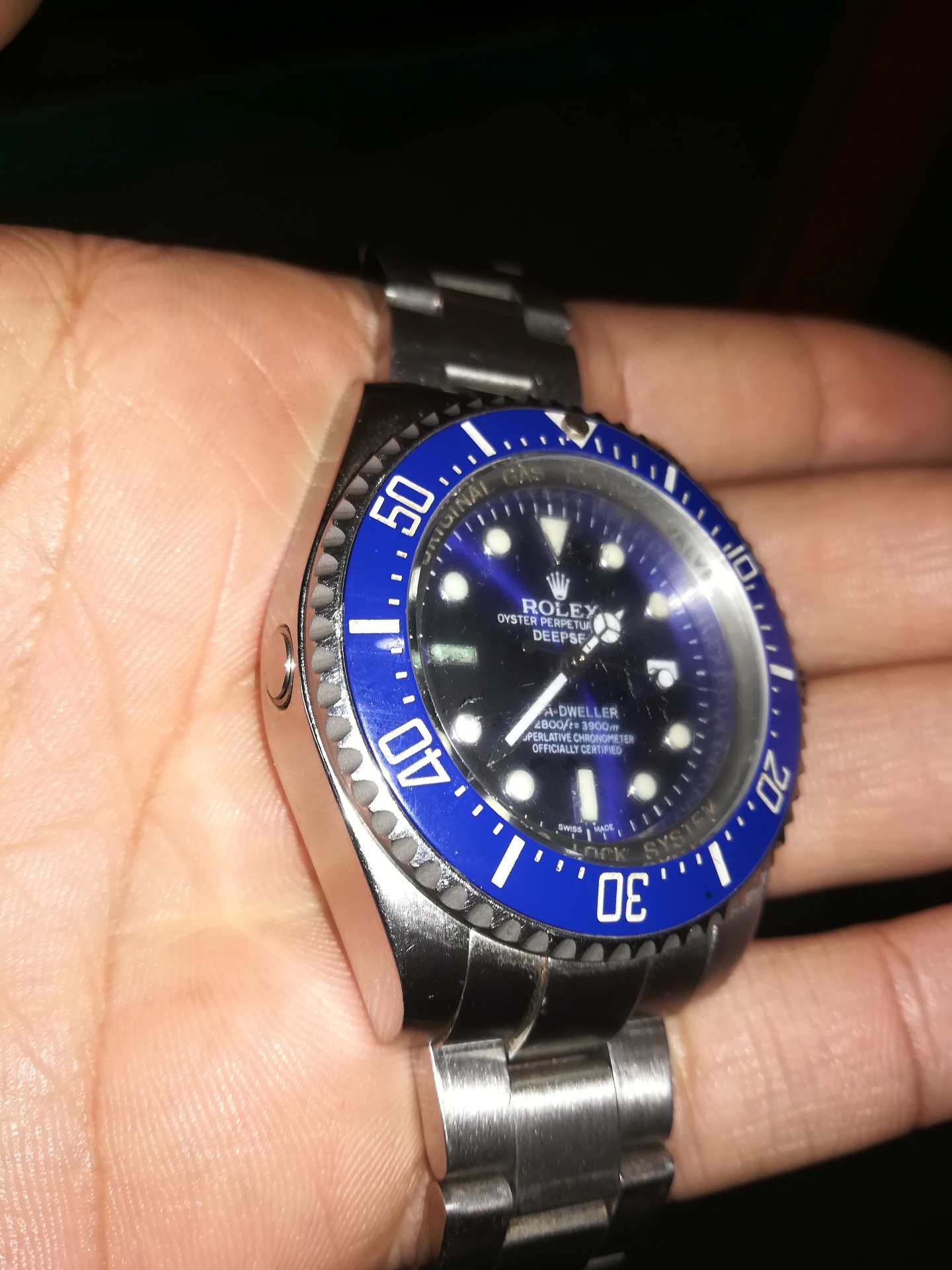 ROLEX DEEB SEA
لا تنسَ أنك شاهدت هذا الإعلان في عنكبوت
اعلى صنف ولون مميز.......