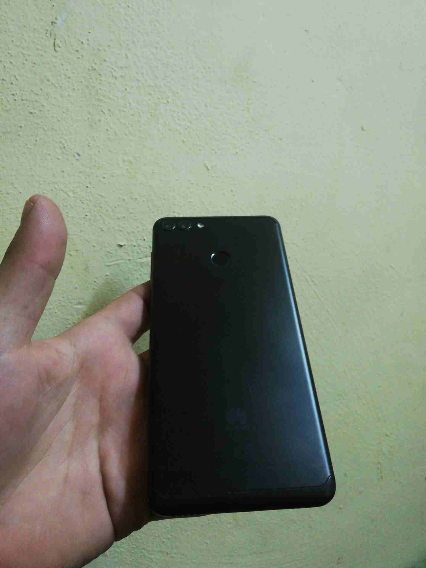 Huawei Y9 2018
لا تنسَ أنك شاهدت هذا الإعلان في عنكبوت
الجهاز توب نضافة ما معاه اشي...