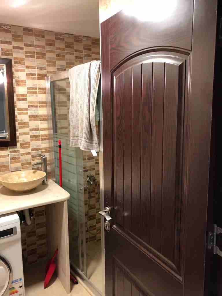 Furnished studio for rent luxury * daily, weekly and monthly * in the seventh
لا تنسَ أنك شاهدت هذا الإعلان في عنكبوت...
