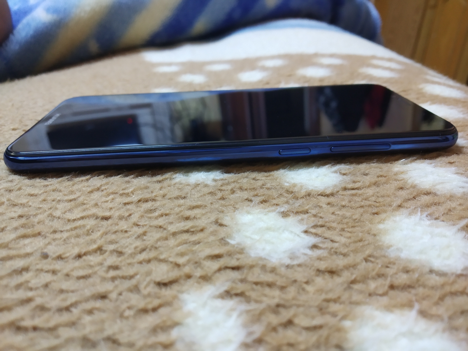 Hawaii Y6 prime 2018
لا تنسَ أنك شاهدت هذا الإعلان في عنكبوت
جهاز خطين بمواصفات عالية.. حال ا...