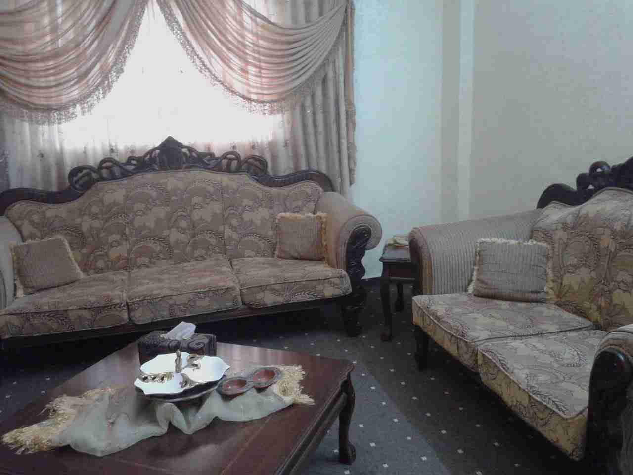 غرفه ضيوف                                            


	 				لا تنسَ أنك شاهدت هذا الإعلان في عنكبوت            
	 				
                                كنب مع البرادي والطاولات...