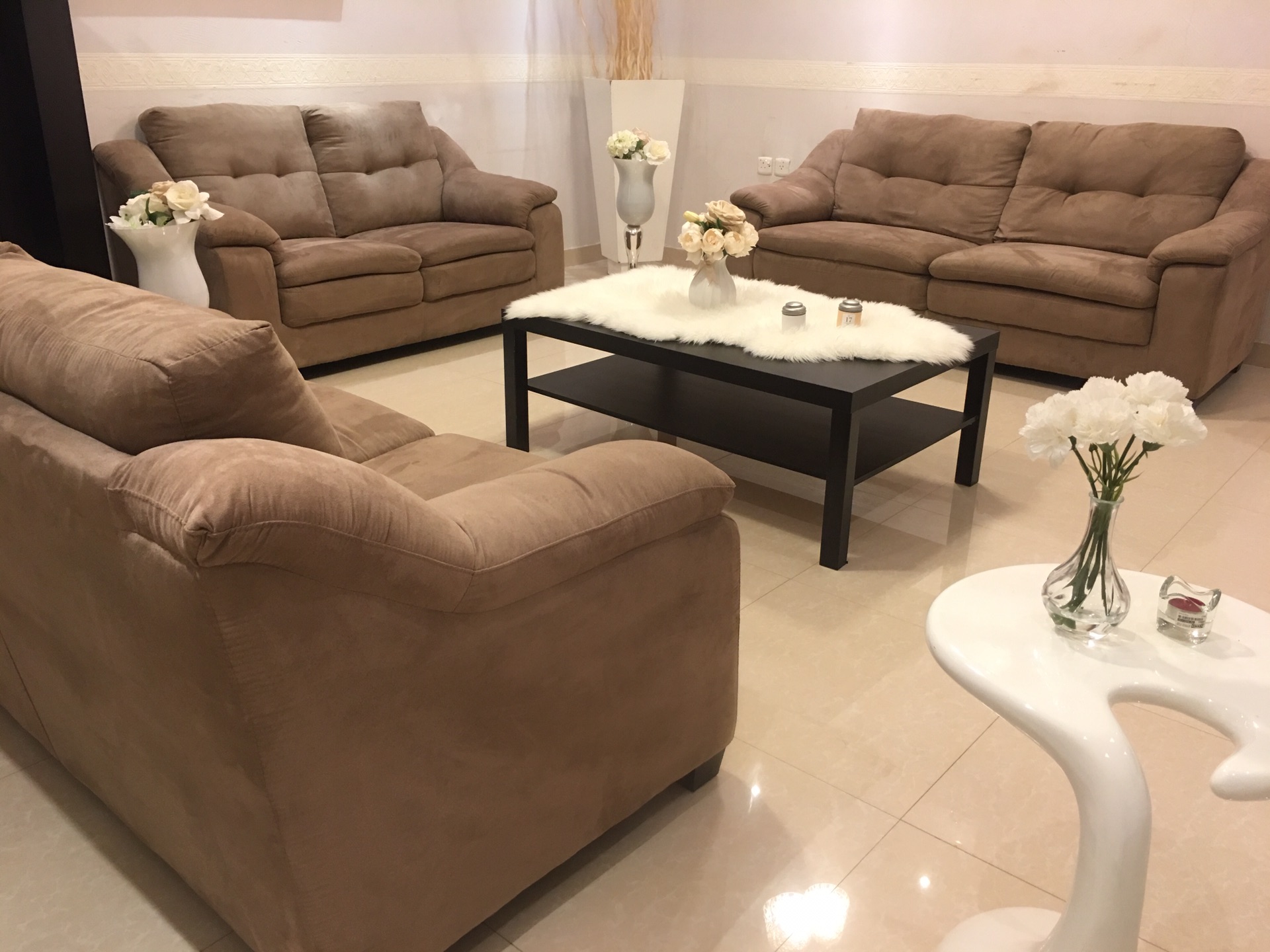 كنب مودرن مستورد راقي من شركة هوم سنتر
لا تنسَ أنك شاهدت هذا الإعلان في عنكبوت
السلام عليكم و...