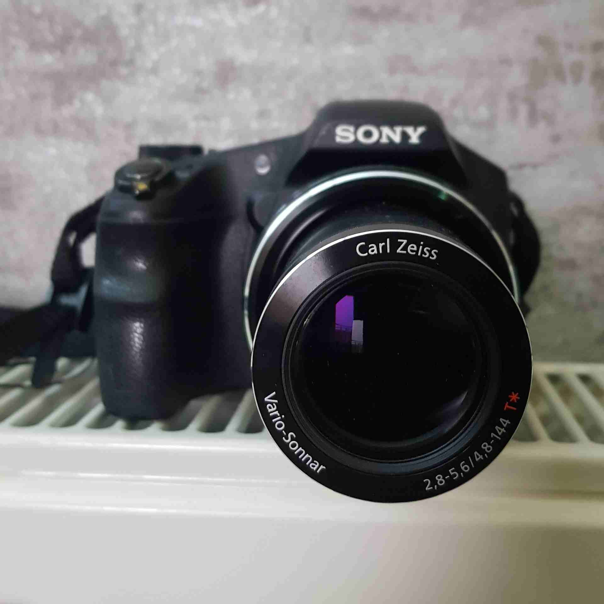 Sony Cyber-shot DSC-HX200V 18.2 MP 30X optical zoom
IN EXCELLENT CONDITION
لا تنسَ أنك شاهدت هذا الإعلان في عنكبوت...