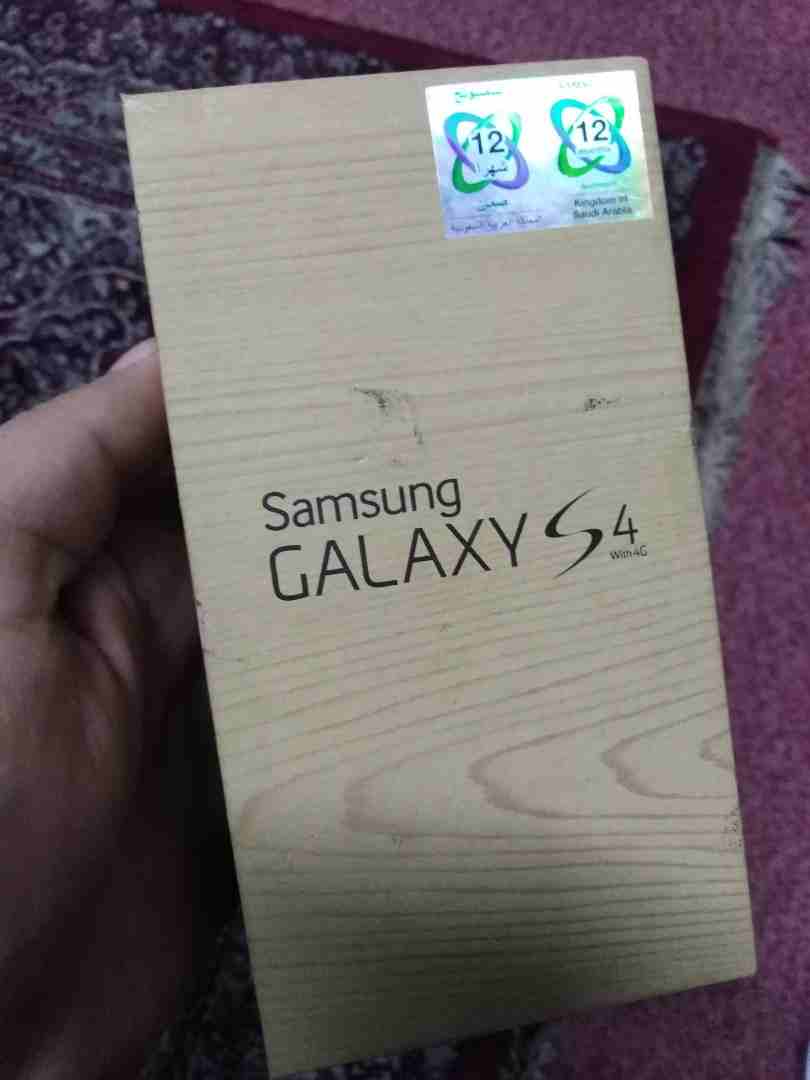 سامسونج جالاكسي Samsung Galaxy S4 فور جي
لا تنسَ أنك شاهدت هذا الإعلان في عنكبوت
سامسونج جالاكسي...