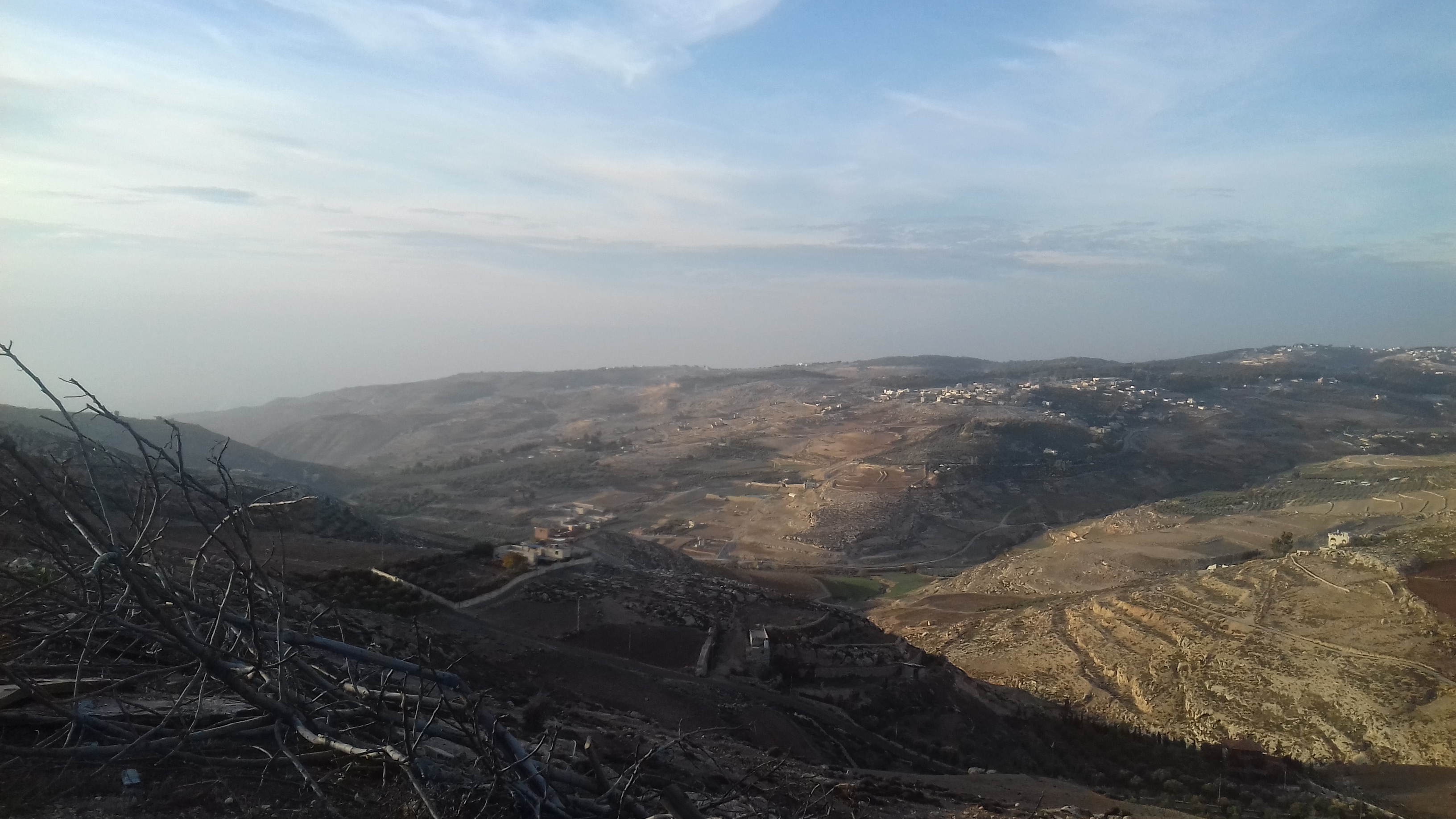 ارض للبيع 1659 م ناعور حسبان مقابل البلدية امكانية تقسيط جزء من الثمن
لا تنسَ أنك شاهدت هذا الإعلان في عنكبوت...