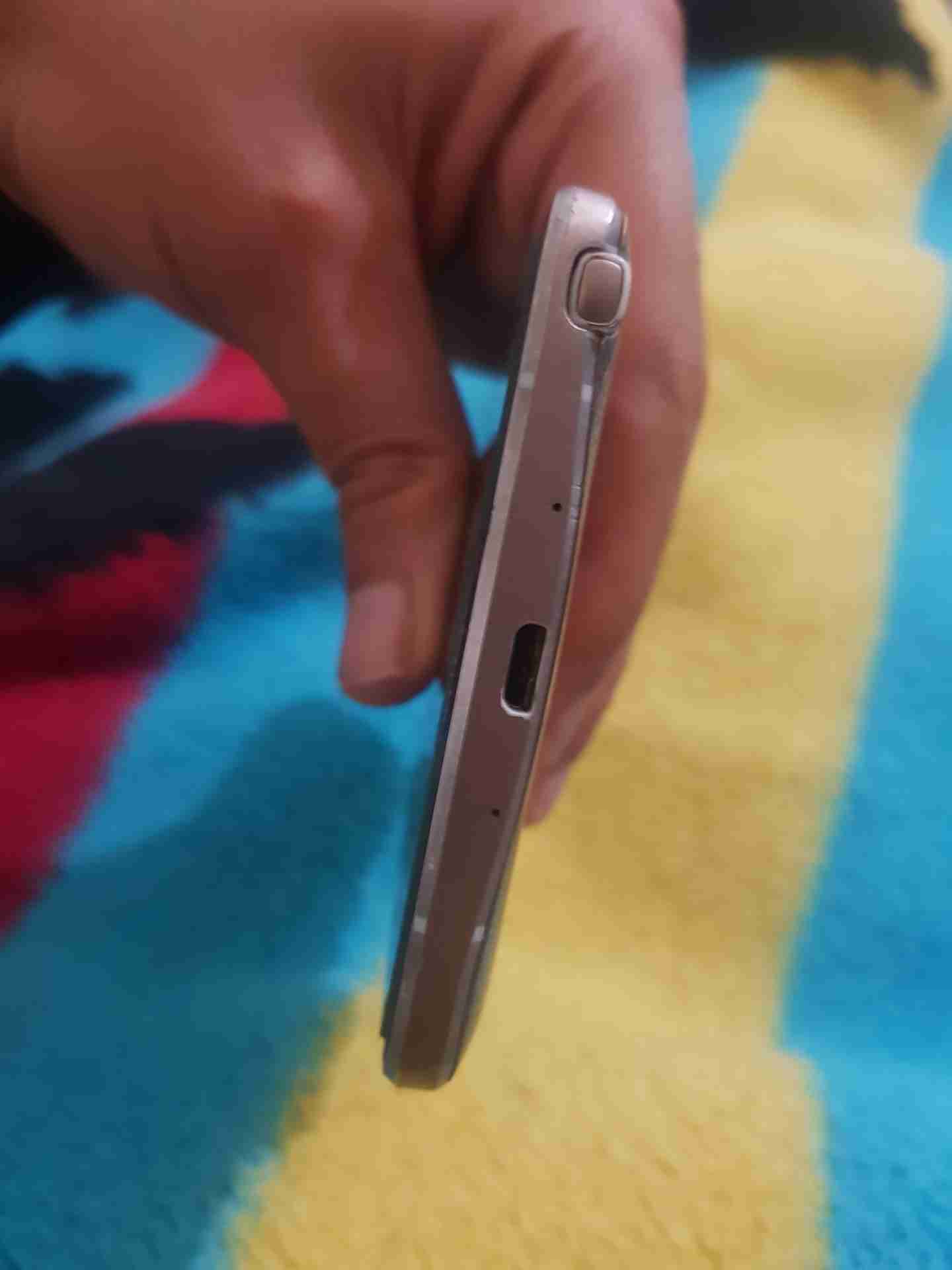 نوت 4 4G 64g للبيع بحاله الوكاله
لا تنسَ أنك شاهدت هذا الإعلان في عنكبوت
نوت 4 للبيع
لون ب...