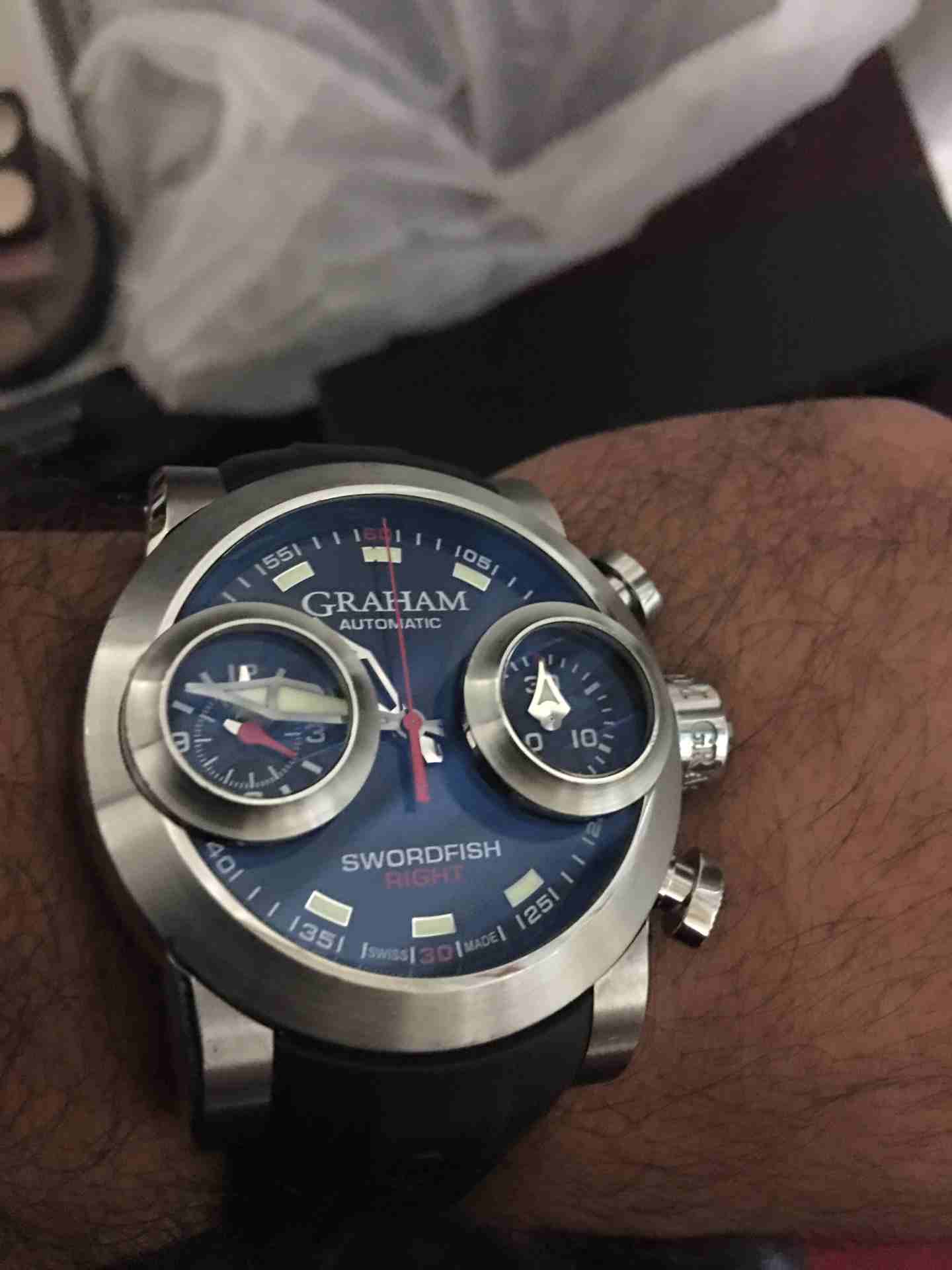 ساعة graham automatic اصلية 100%
لا تنسَ أنك شاهدت هذا الإعلان في عنكبوت
ساعة جراهام سويسرية اصلي...