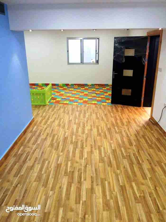 ارضيات p.v.c
لا تنسَ أنك شاهدت هذا الإعلان في عنكبوت
رضيات p.v.c بديل السجاد والموكيت وباشكال الب...