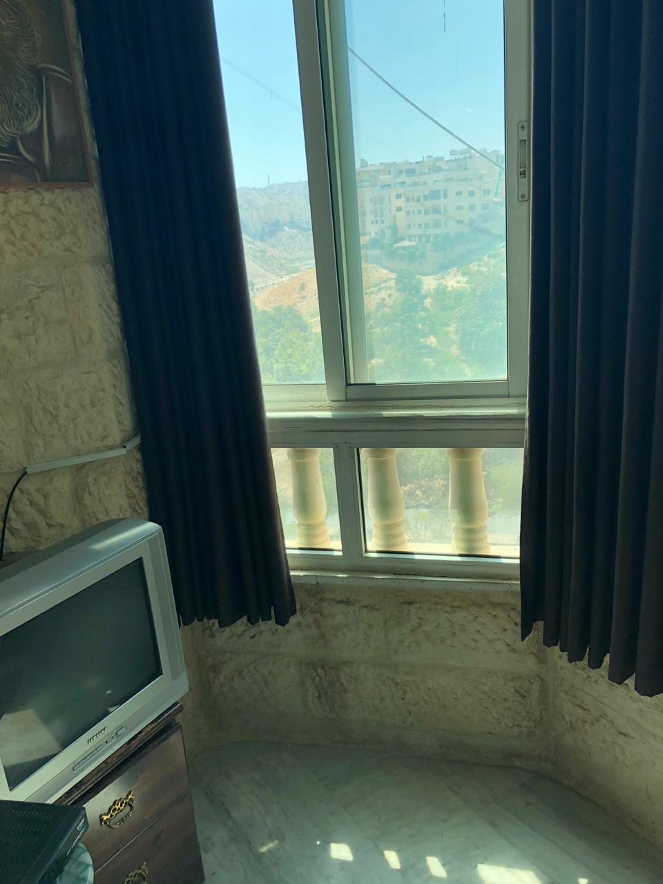 شقه للبيع في عبدون قرب السفارة البريطانية
لا تنسَ أنك شاهدت هذا الإعلان في عنكبوت
شقه للبيع ق...
