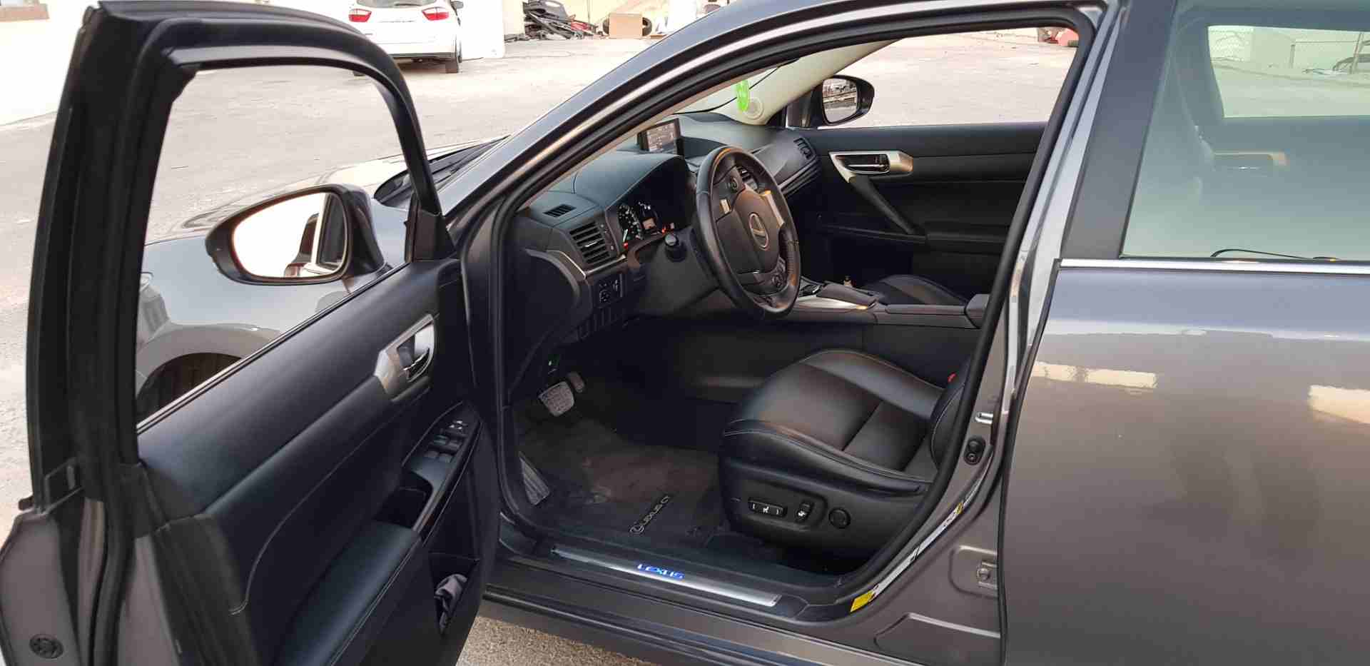 Lexus CT200 فل مسكر
لا تنسَ أنك شاهدت هذا الإعلان في عنكبوت
Lexus CT200 موديل 2015 رقم الشاصي JTH...