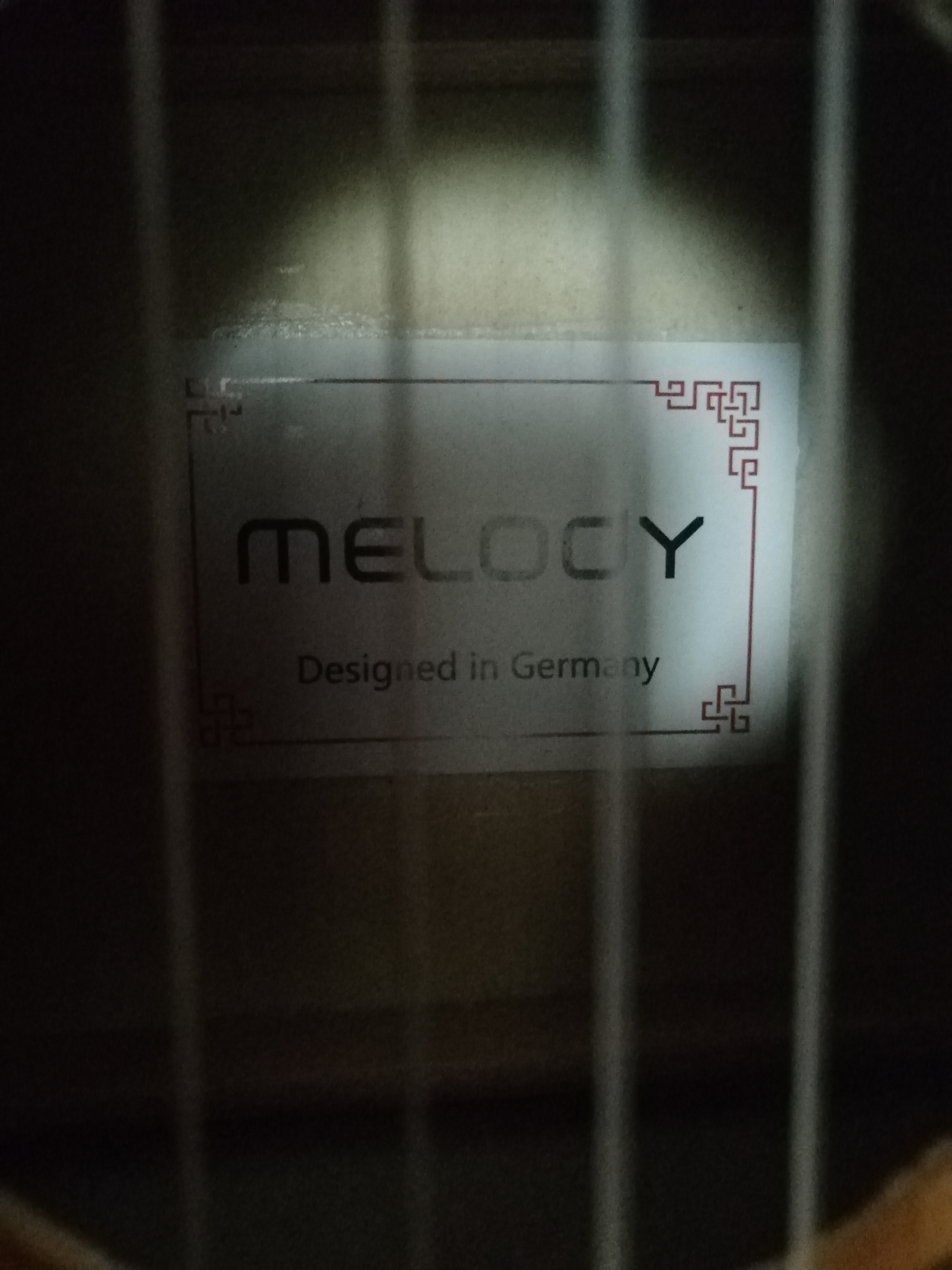 جيتار melody كلاسيك
لا تنسَ أنك شاهدت هذا الإعلان في عنكبوت
الجيتار للبيع لعدم التفرغ
الجيتار...