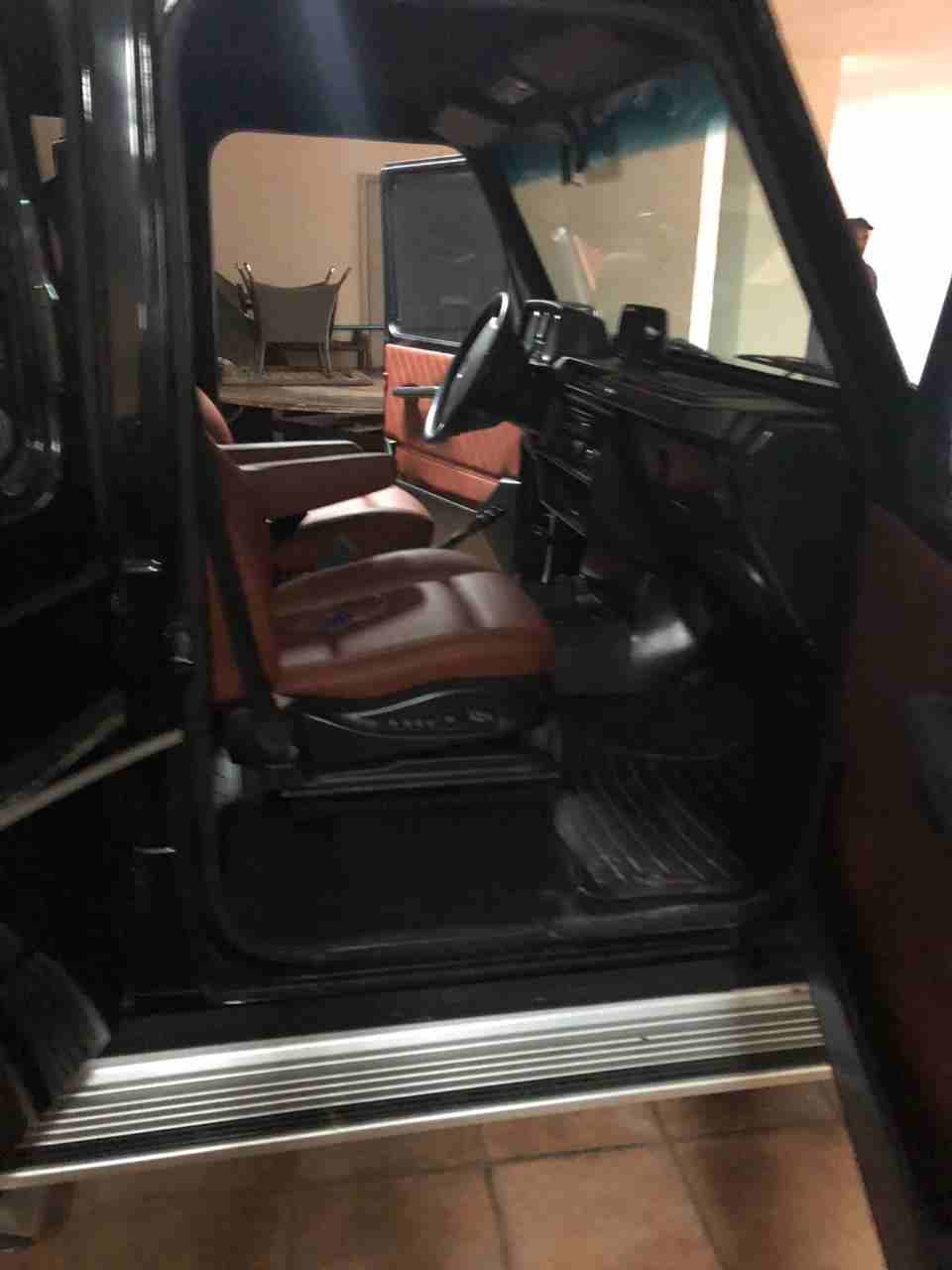 G-CLASS                                            


	 				لا تنسَ أنك شاهدت هذا الإعلان في عنكبوت            
	 				
                            سيارة ج-كلاس موديل الثمانينات بس معدلة بودي 2010....