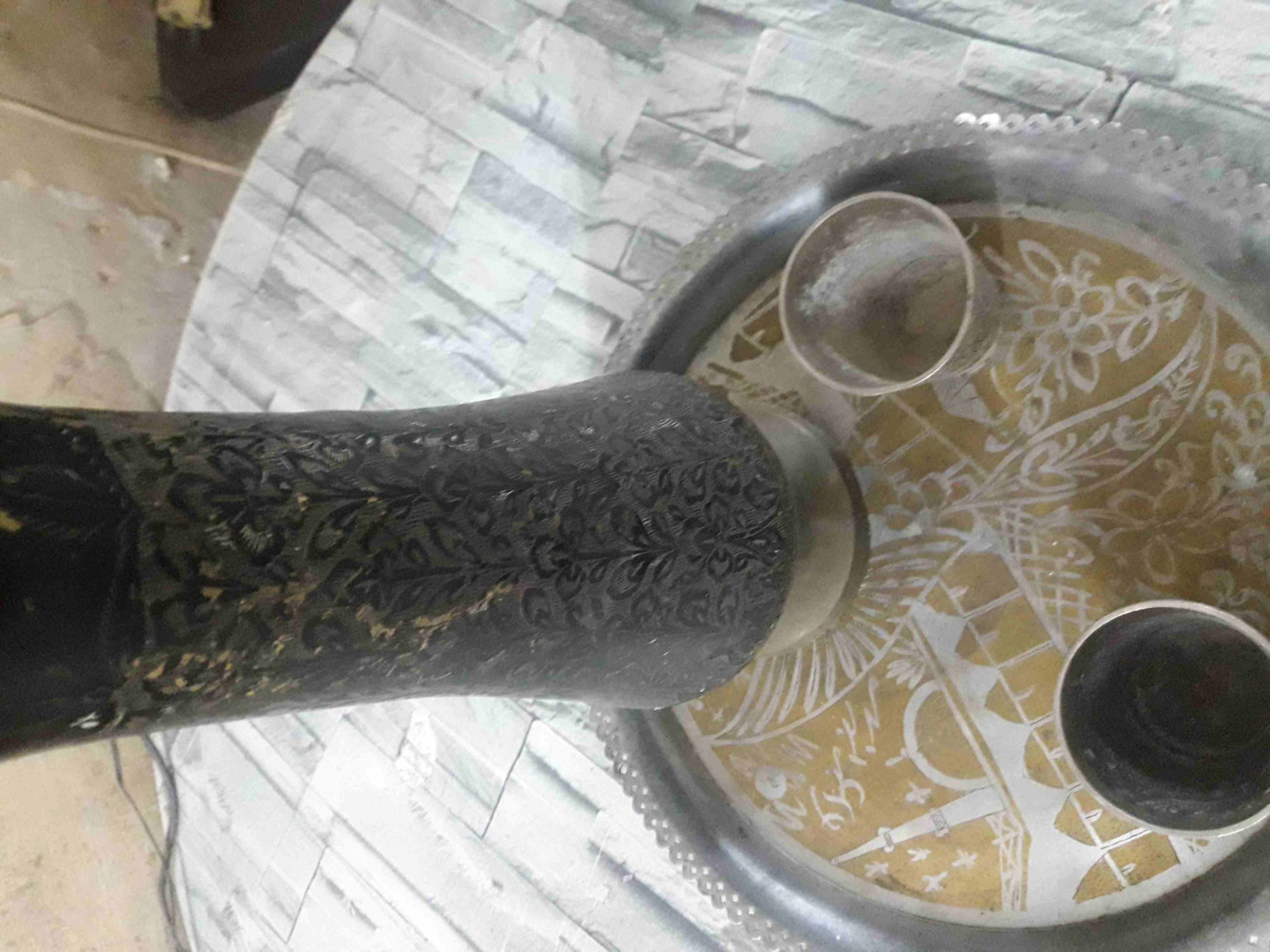 نحاسيات للبيع
لا تنسَ أنك شاهدت هذا الإعلان في عنكبوت
صينيه مع كوبيين ومزهريه
صينيه مع 8 كاسات
ع...