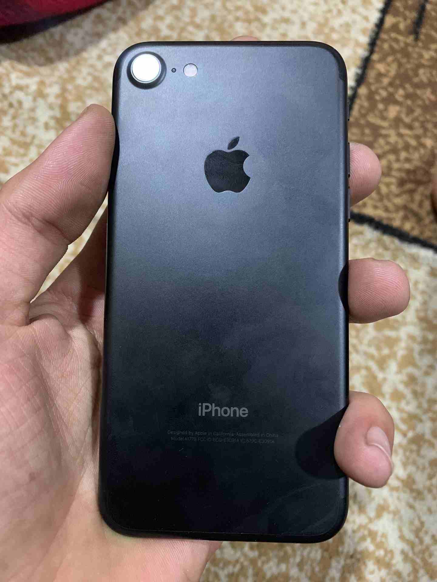 iphone 7 black
لا تنسَ أنك شاهدت هذا الإعلان في عنكبوت
الجهاززز وكالة ولا اي نقرهه
استعمال خفيف ج...