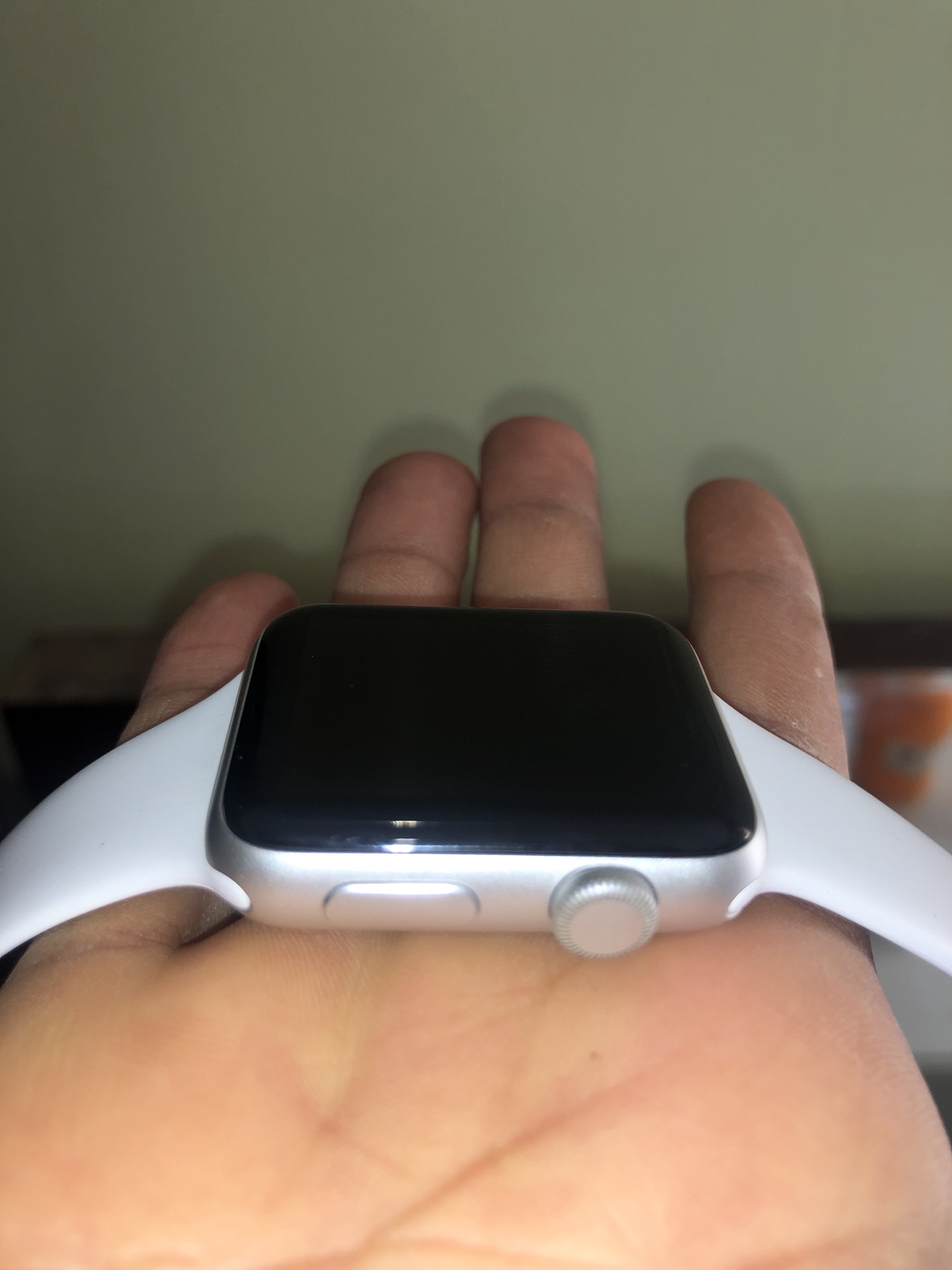 Apple Watch series 3 ساعه ابل
لا تنسَ أنك شاهدت هذا الإعلان في عنكبوت
الساعه جديده اتفتحت لل...
