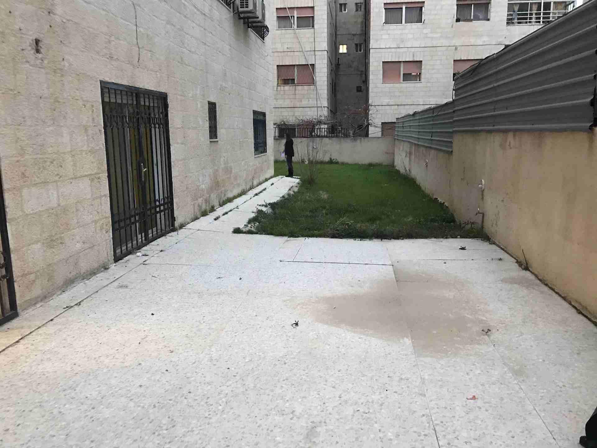شقة للبيع خلف كارفور المدينة المنورة
لا تنسَ أنك شاهدت هذا الإعلان في عنكبوت
شقة ارضية ( ليست شبه...