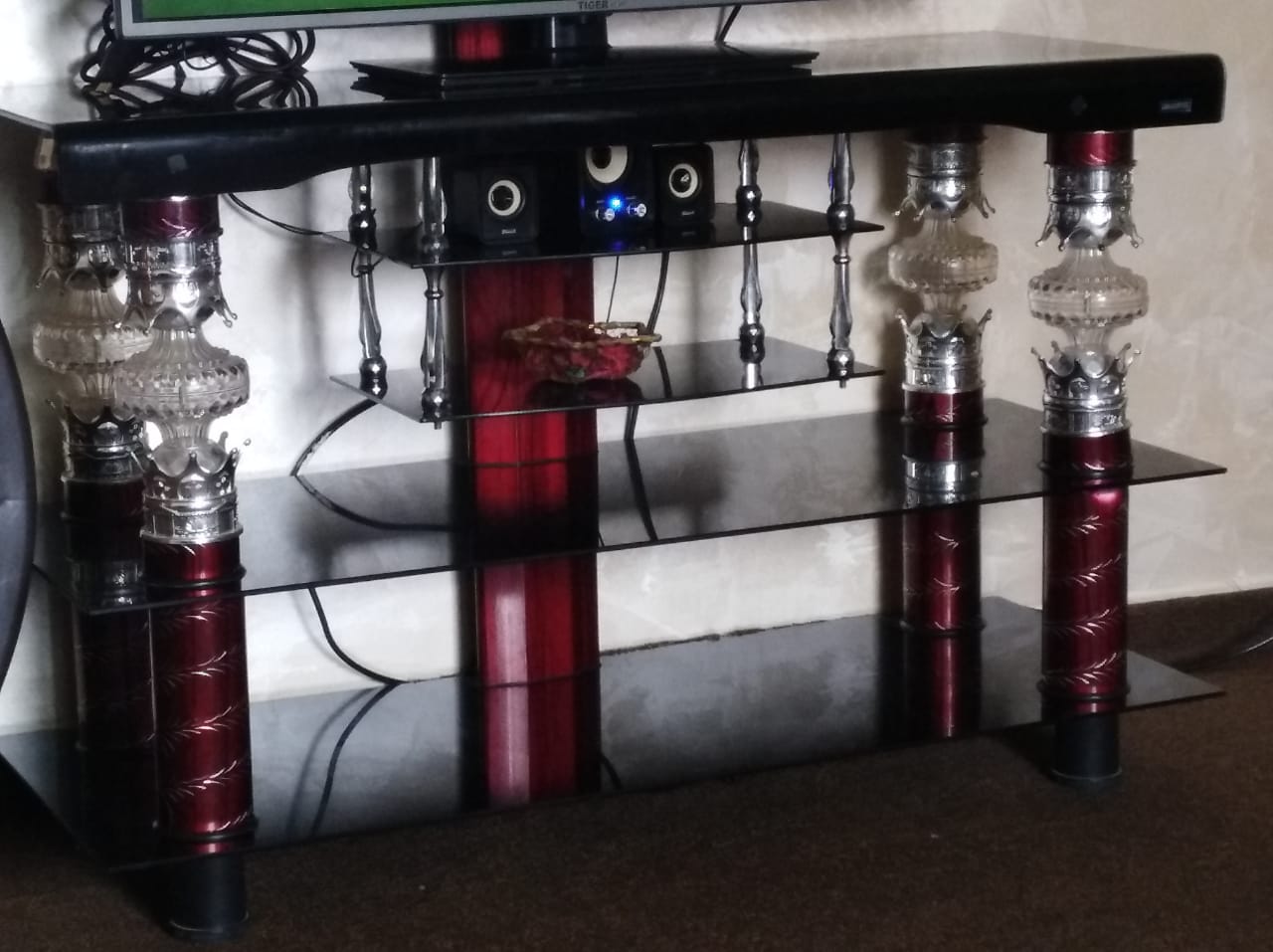 طاوله تلفزيون للبيع بحاله ممتازه لاتصال علئ رقم0788595111                                            


	 				لا تنسَ أنك شاهدت هذا الإعلان في عنكبوت...