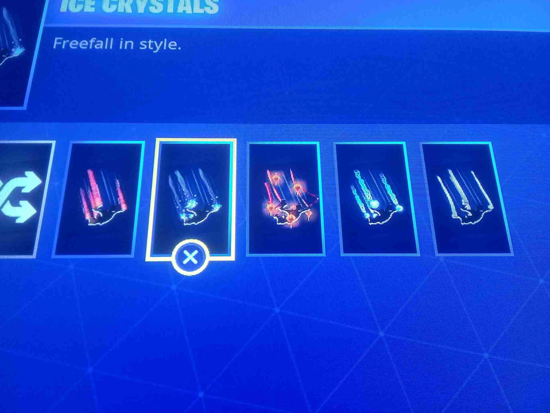 احساب فورت نايت فيه السيز 5 و 6 كامل و سكن حقها 800 في بكس للبيع او للبدل
لا تنسَ أنك شاهدت هذا الإعلان في عنكبوت...