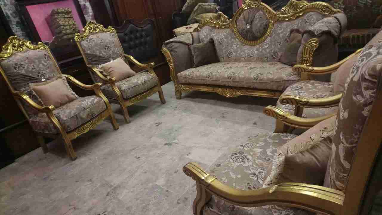 أثاث منزلي فاخر للبيع بسعر مغري
لا تنسَ أنك شاهدت هذا الإعلان في عنكبوت
عفش منزلي طقم مصري وغ...