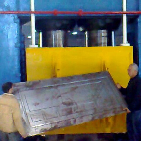hydraulic presses for sale
لا تنسَ أنك شاهدت هذا الإعلان في عنكبوت
4000-800 T Hydrolic presse...