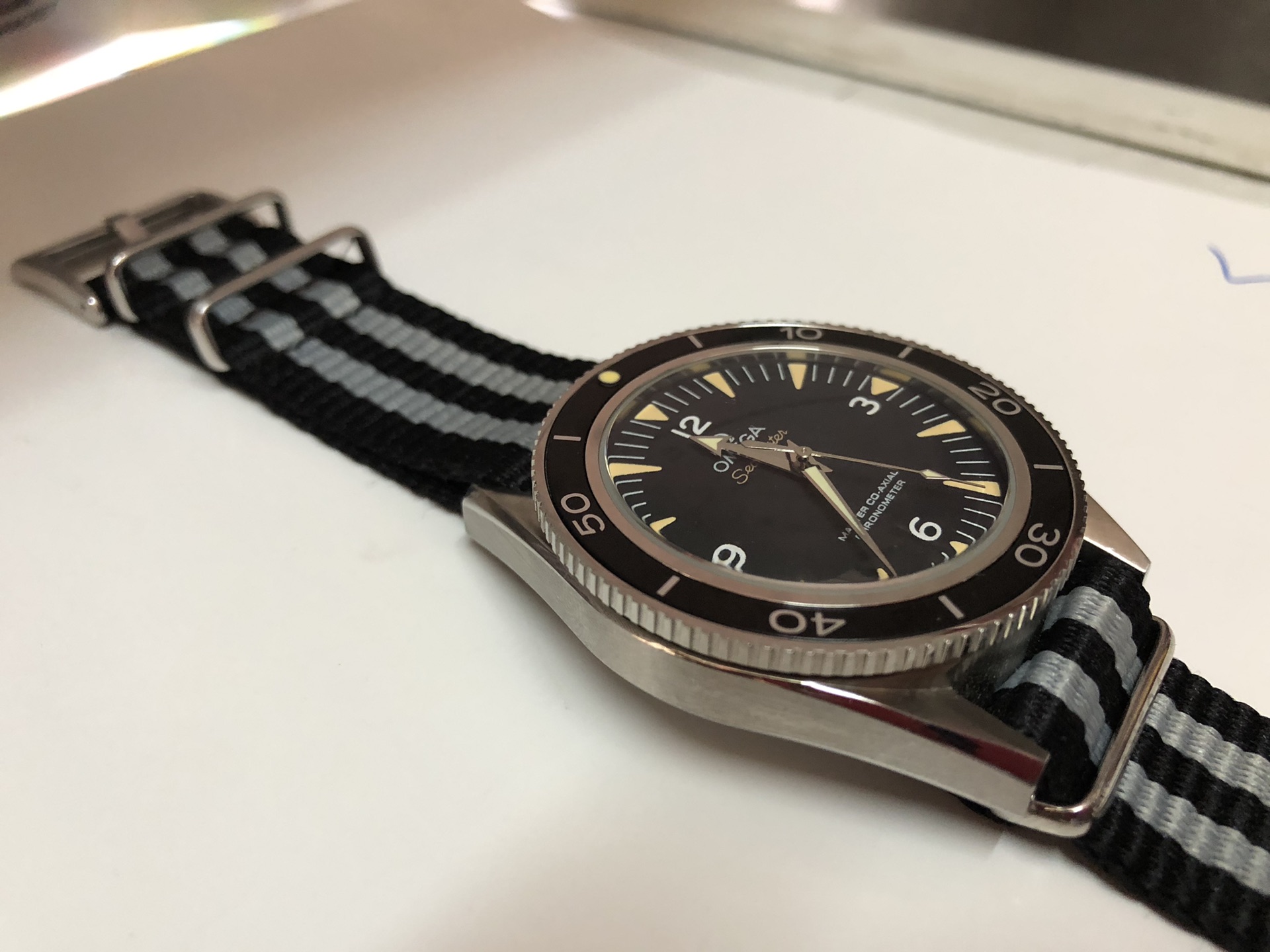 Omega 007
لا تنسَ أنك شاهدت هذا الإعلان في عنكبوت
Omega jamesbond model
Watch Fast copy not...