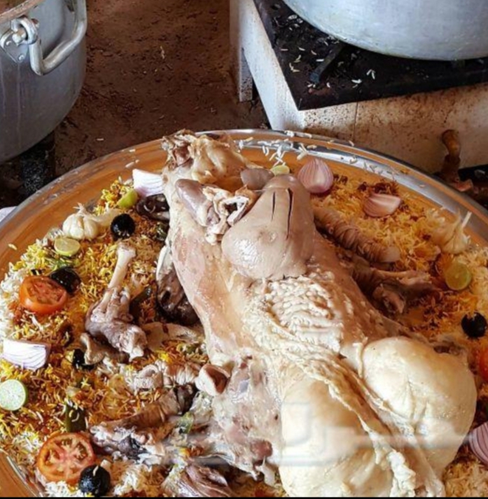 طباخ عالي الجودة متنقل مع العدة طبخ ملكي 0552441523
لا تنسَ أنك شاهدت هذا الإعلان في عنكبوت...