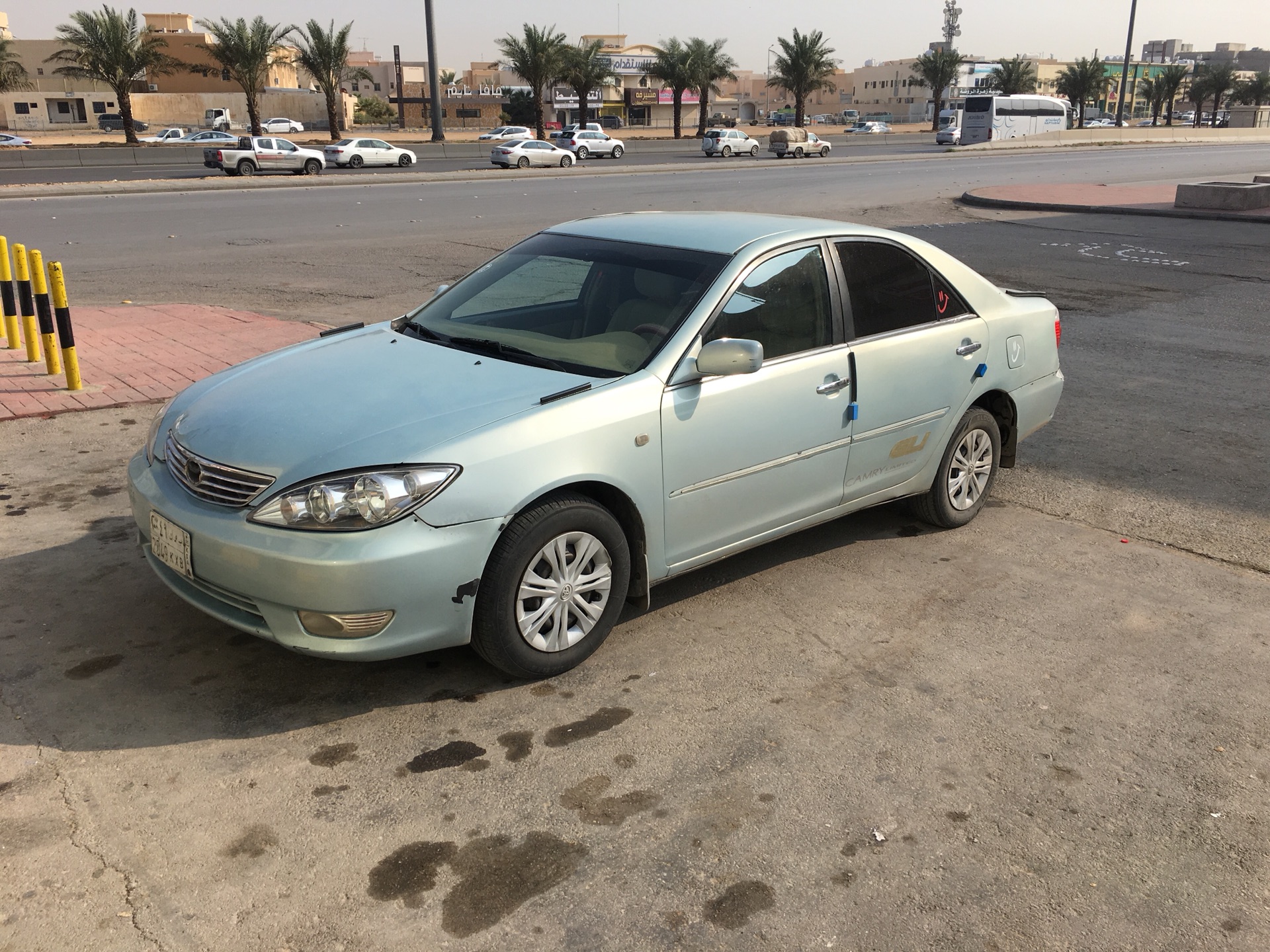 للبيع كامري موديل 2005
لا تنسَ أنك شاهدت هذا الإعلان في عنكبوت
السيارة ماشاءالله متماسكة وعزم...