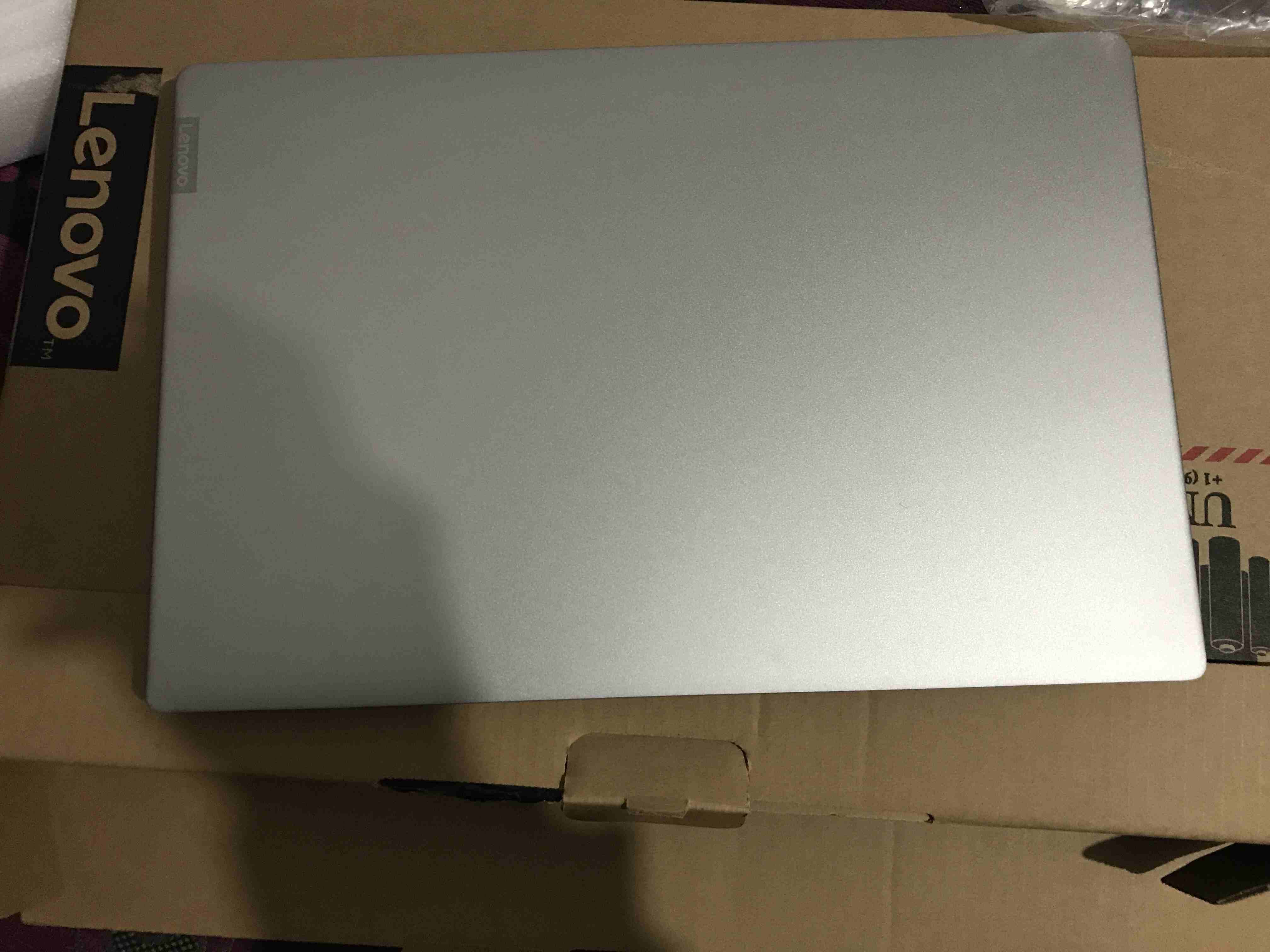 Lenovo IdeaPad 330 Core i5 8Gen Quad Core - Silver
لا تنسَ أنك شاهدت هذا الإعلان في عنكبوت
Lenovo...