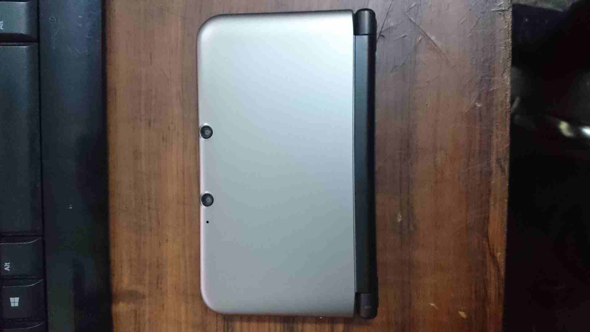 nintendo 3dsxl                                            


	 				لا تنسَ أنك شاهدت هذا الإعلان في عنكبوت            
	 				
                            nintendo 3ds xl 
like new with 6 games
8...