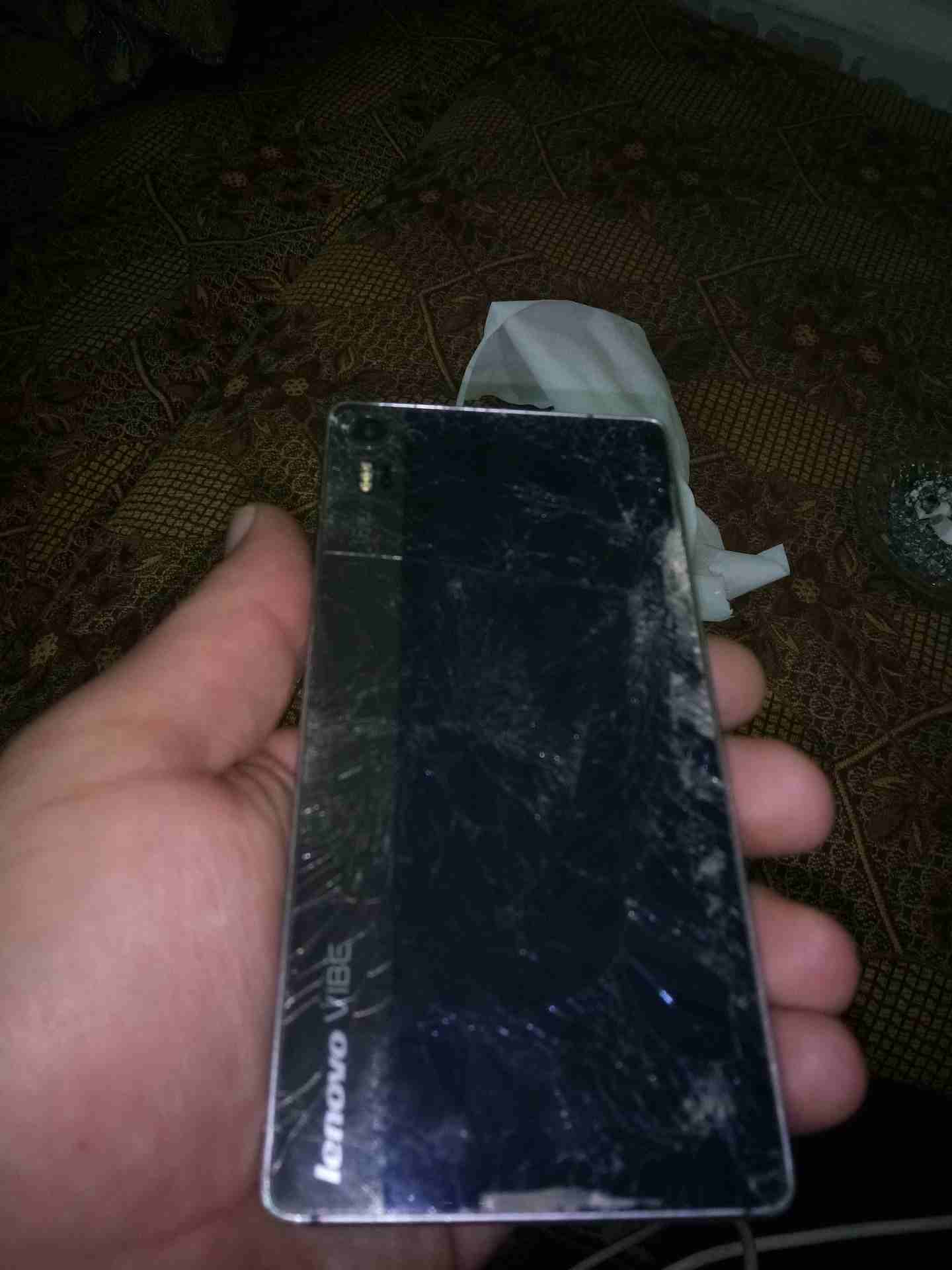 لينوفو فايب شوت رام 3
ذاكرة 32 
نضيف جدا  فيه كسر بالغطا الخلفي  ..وغير هيك ناشا                                            


	 				لا تنسَ أنك شاهدت هذا الإعلان في عنكبوت...
