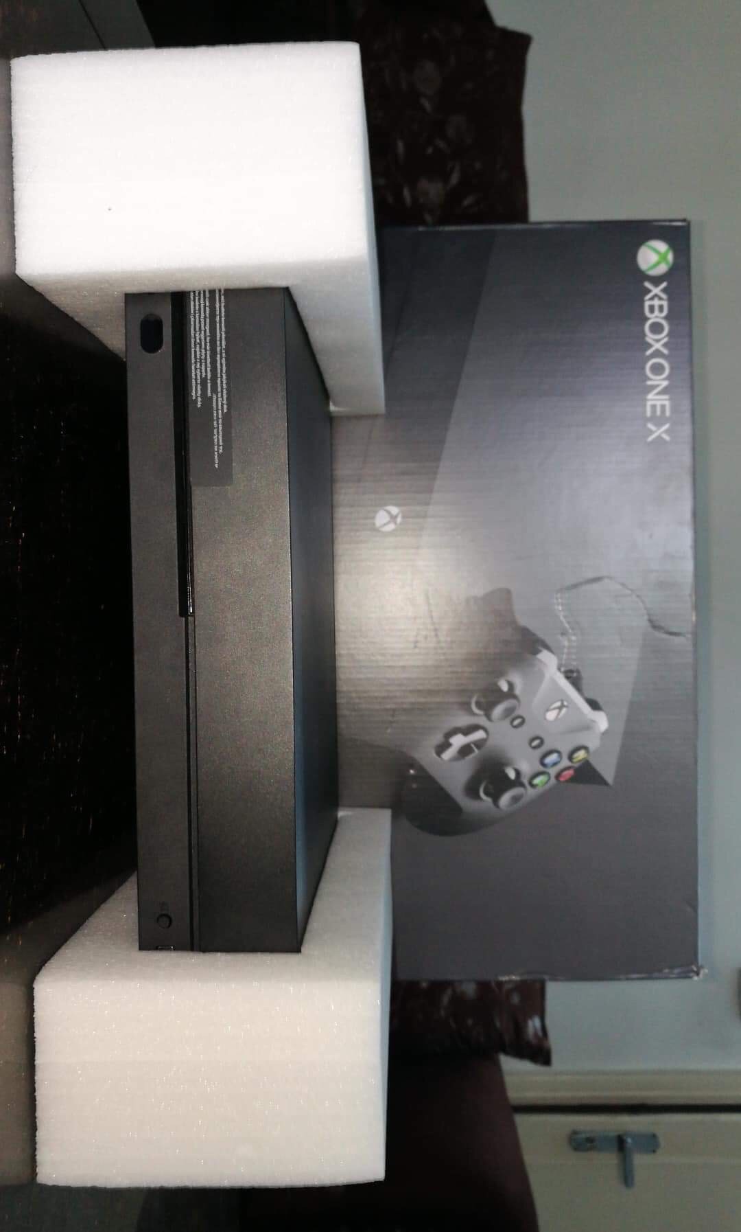 Xbox one x                                            


	 				لا تنسَ أنك شاهدت هذا الإعلان في عنكبوت            
	 				
                                الجهاز وكاله
ما في اشي  
استخدام جدا خفيف...