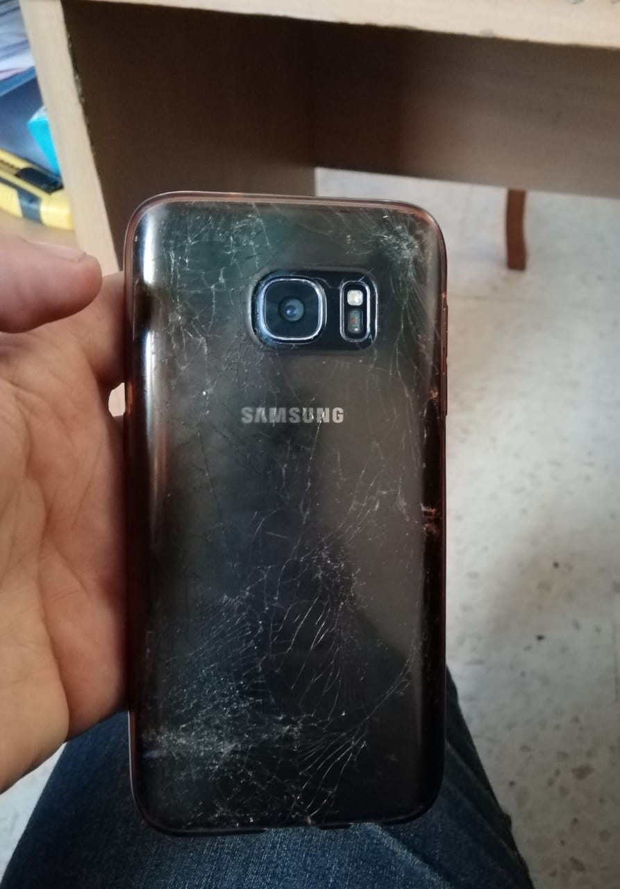 هاتف S7 فلات للبيع أقرأ التفاصيل
لا تنسَ أنك شاهدت هذا الإعلان في عنكبوت
الجهاز شغال 100 بس...