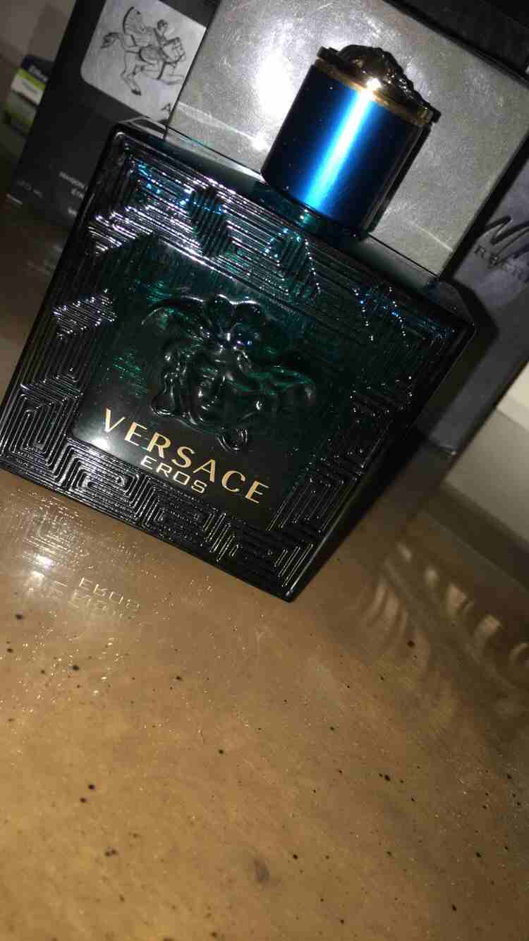 عطور اصلية و غير مقلدة للبيع
لا تنسَ أنك شاهدت هذا الإعلان في عنكبوت
عطور :
ارماني يو
مستر بيرب...