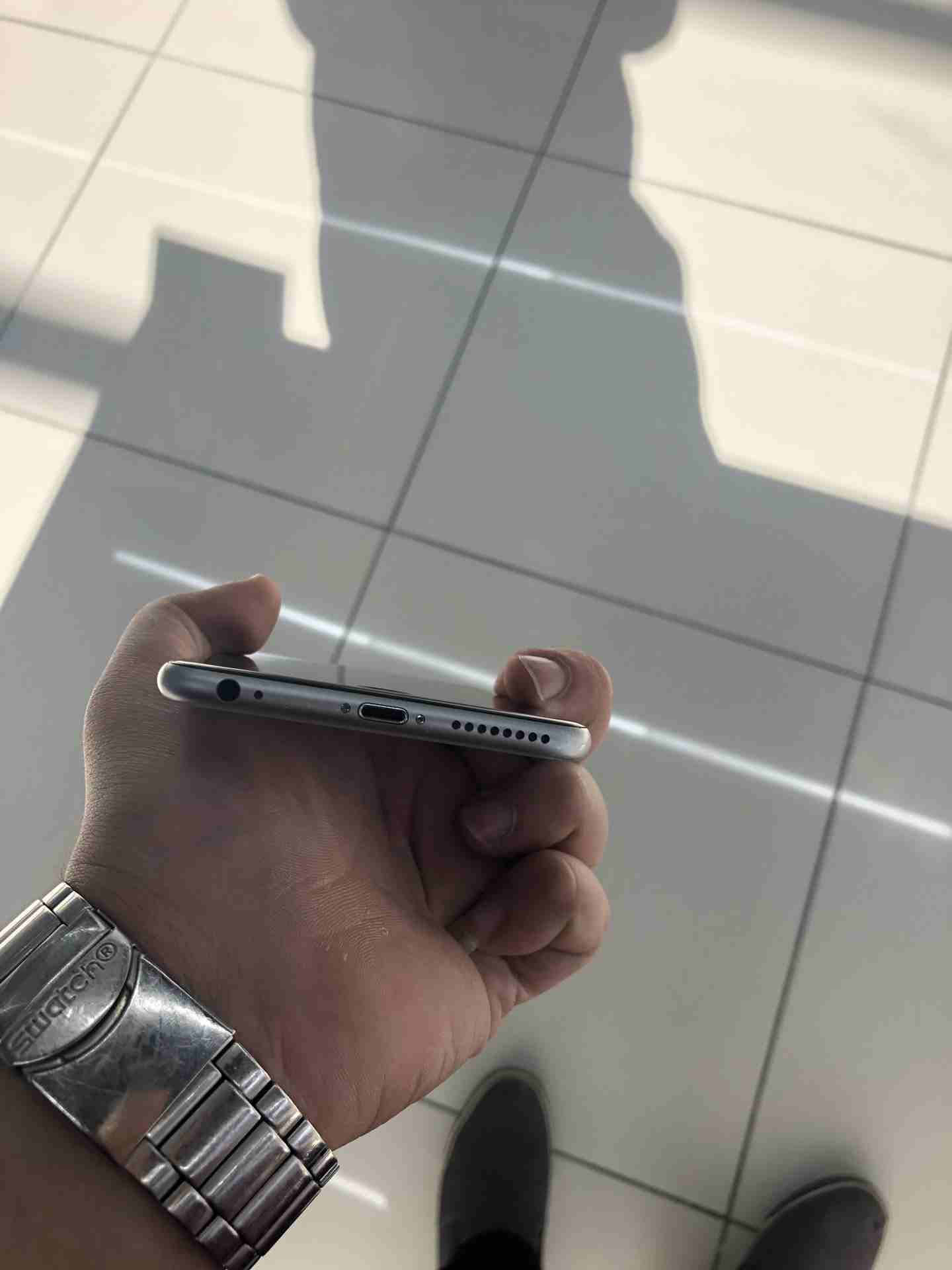 iPhone 6S Plus Space Gray Like New
لا تنسَ أنك شاهدت هذا الإعلان في عنكبوت
لون اسود 16 جيجا بحال...
