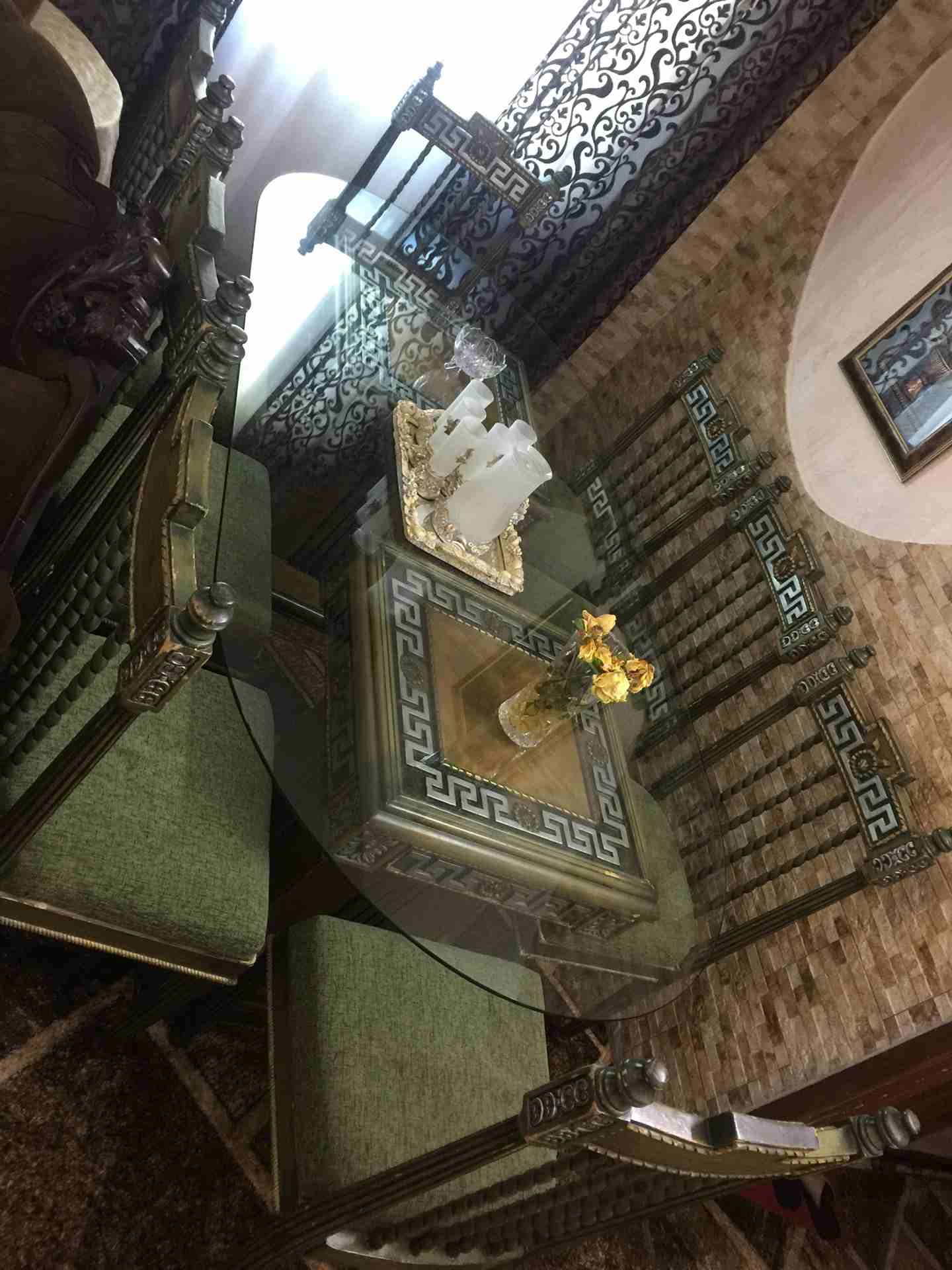 طاوله سفره  كبيره للبيع مكون من ثمانية كراسي                                            


	 				لا تنسَ أنك شاهدت هذا الإعلان في عنكبوت            
	 				
                            طاوله سفره ل...