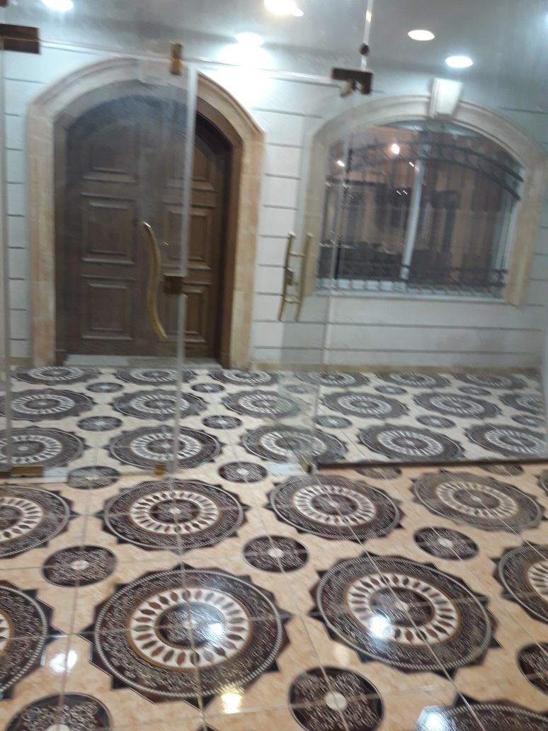 بناية للبيع من ثلاث طوابق بالقرب من القيادة العامة طبربور
لا تنسَ أنك شاهدت هذا الإعلان في عنكبوت...
