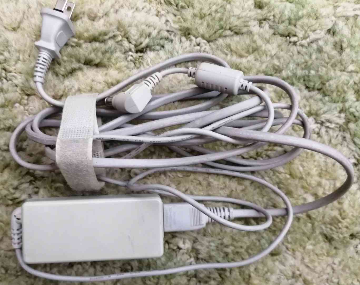 شاحن لابتوب أصلي Fujitsu
لا تنسَ أنك شاهدت هذا الإعلان في عنكبوت
Fujitsu Laptop Power Adapter...