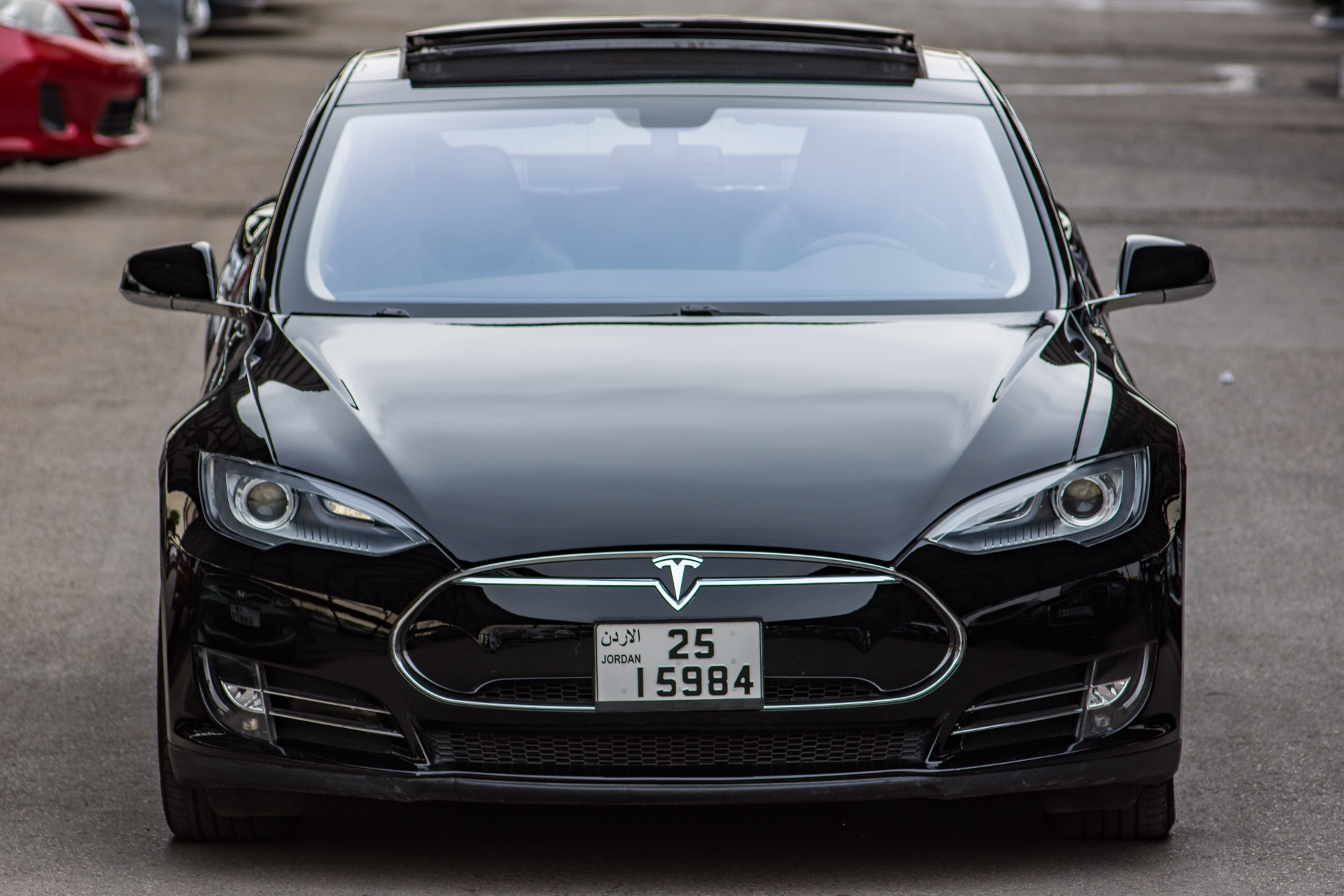 Tesla 85 تسلا 85 فحص كامل
لا تنسَ أنك شاهدت هذا الإعلان في عنكبوت
Tesla model s 85
Full Panor...