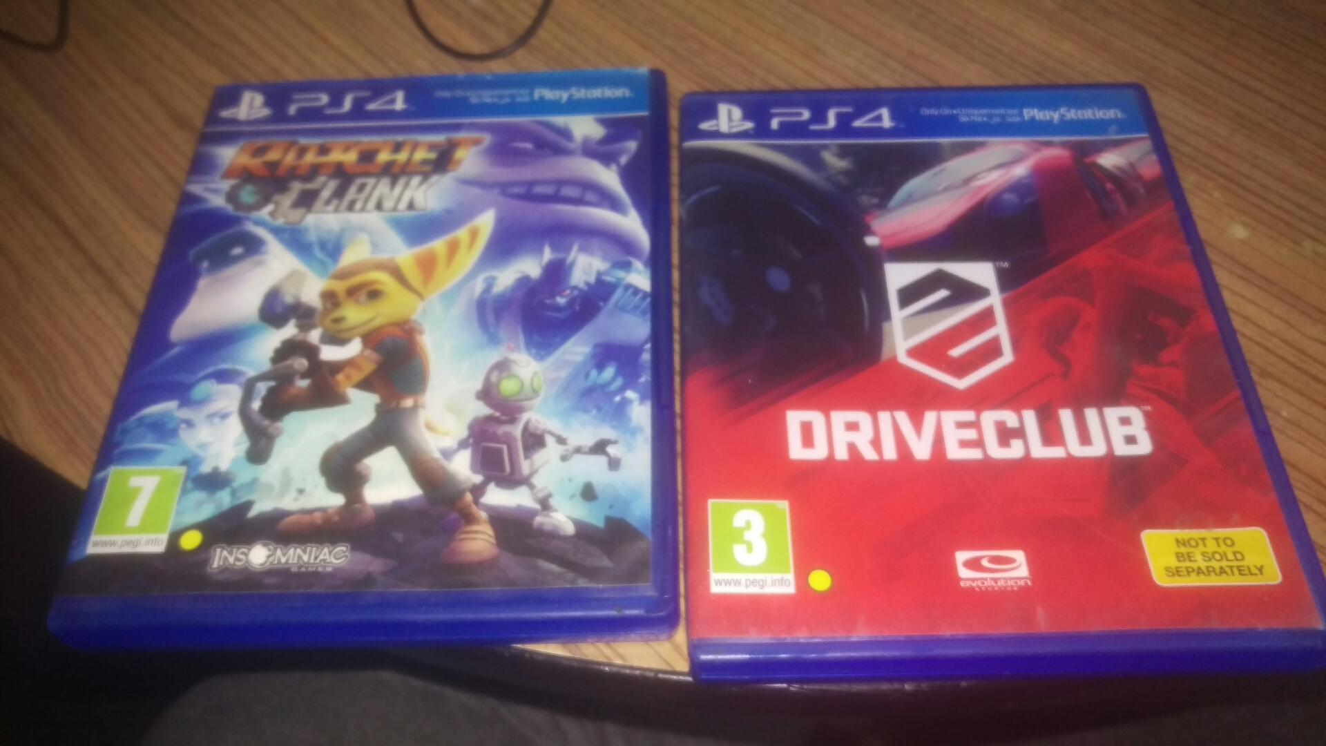 العاب PS4 لعبة drivelling و ratchet and clank                                            


	 				لا تنسَ أنك شاهدت هذا الإعلان في عنكبوت            
	 				
                                لعبتين...