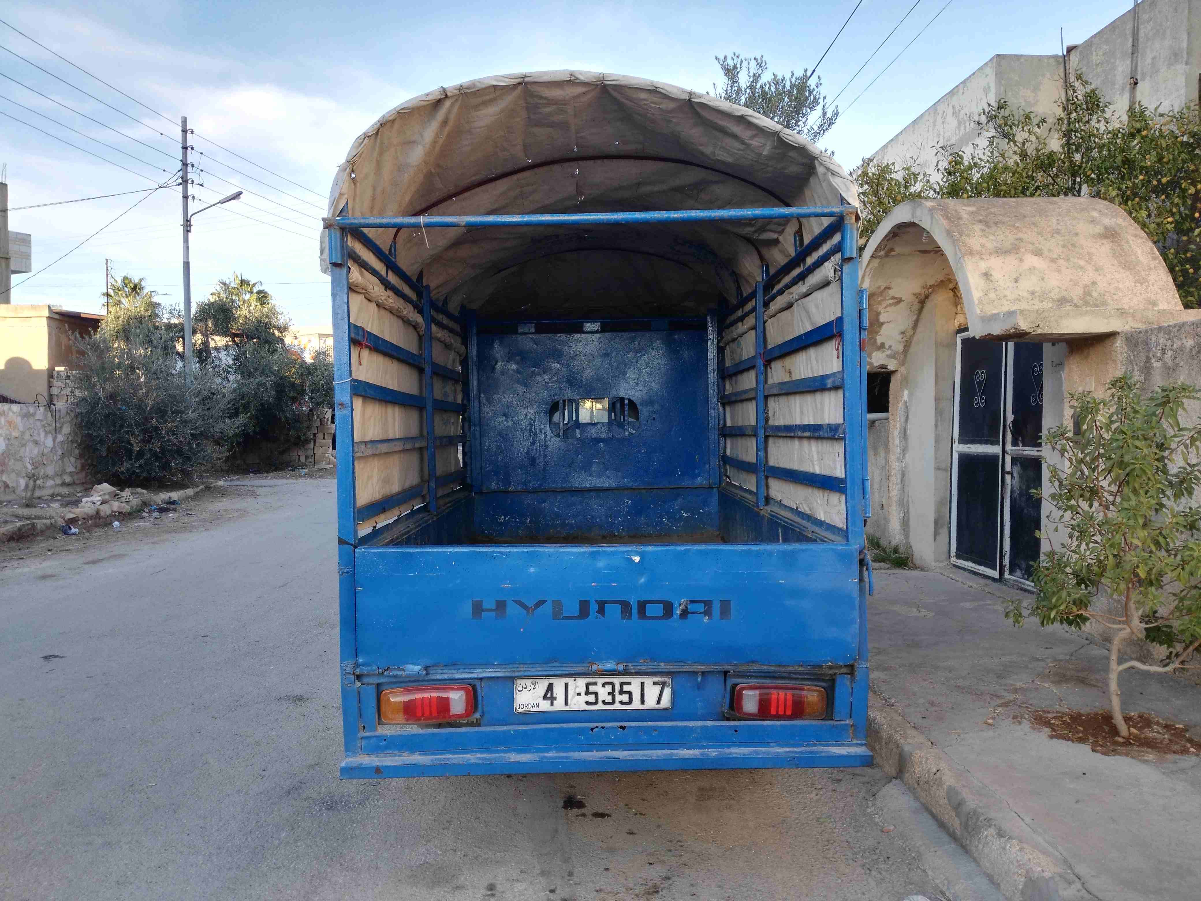 بكم هونداي للبيع أو للبدل على سياره لا يتجاوز سعرها عن 2000مع دفع الفرق كاش                                            


	 				لا تنسَ أنك شاهدت هذا الإعلان في عنكبوت...