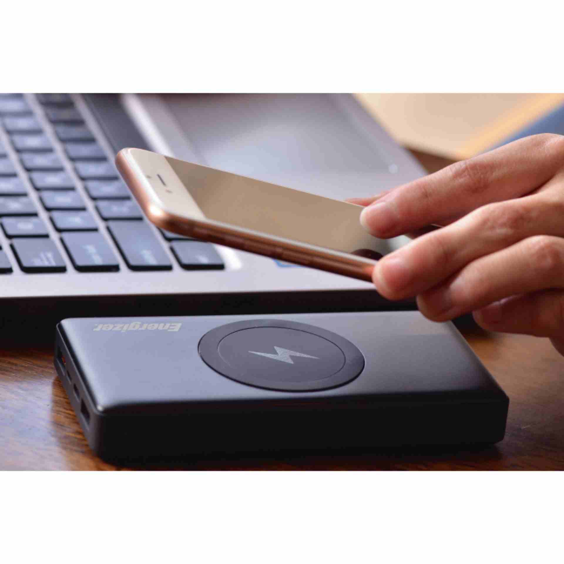 باور بانك من شركة Energizer
لا تنسَ أنك شاهدت هذا الإعلان في عنكبوت
شاحن لاسلكي مع بطاريه متن...