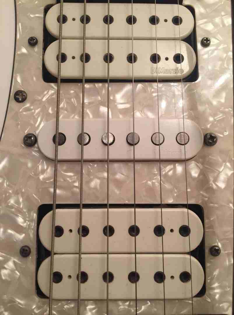 Ibanez JEM 555 / جيتار
لا تنسَ أنك شاهدت هذا الإعلان في عنكبوت
اليكترك جيتار Ibanez Ibanez JEM 55...