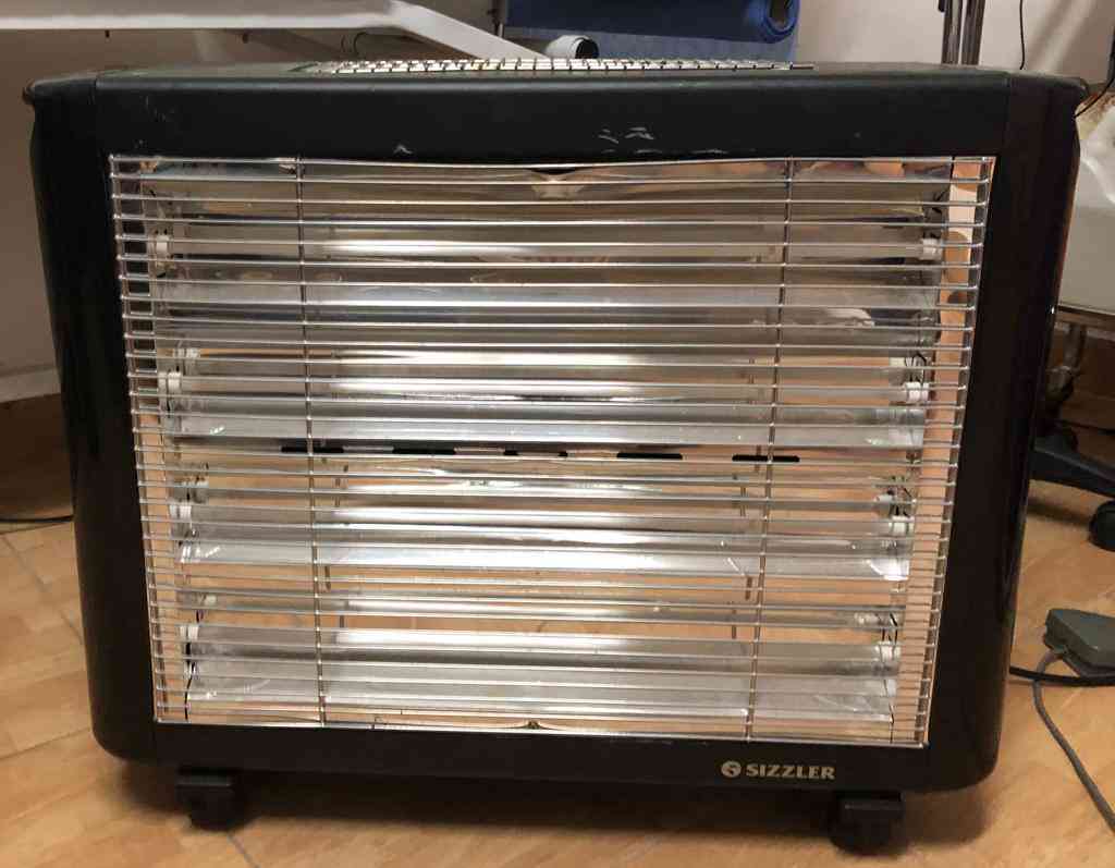 heater                                            


	 				لا تنسَ أنك شاهدت هذا الإعلان في عنكبوت            
	 				
                                Heater                            

	 			---...