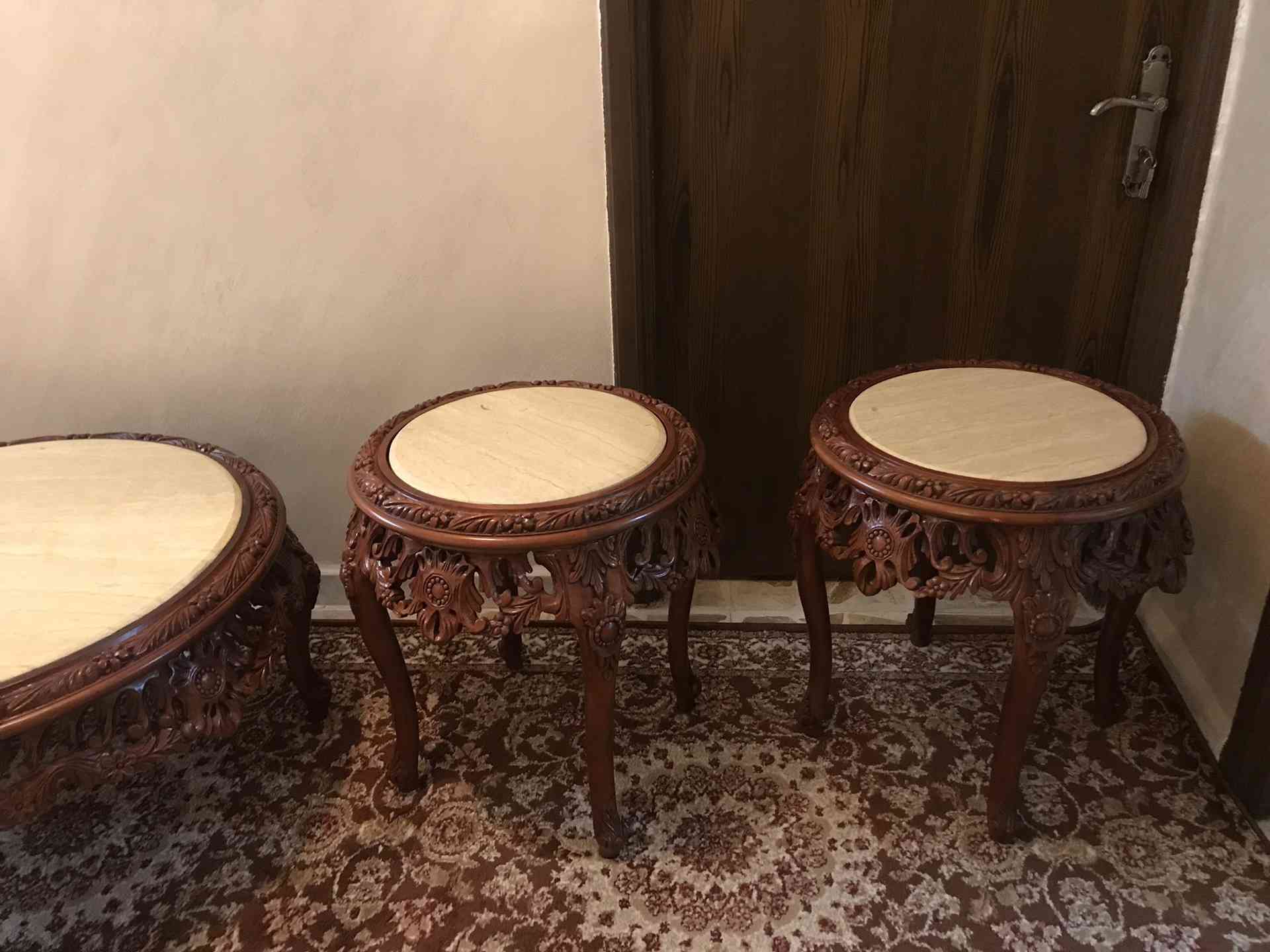 طقم طاولات مصري نظيف                                            


	 				لا تنسَ أنك شاهدت هذا الإعلان في عنكبوت            
	 				
                                طقم طاولات زان مصري نظيف رخام...