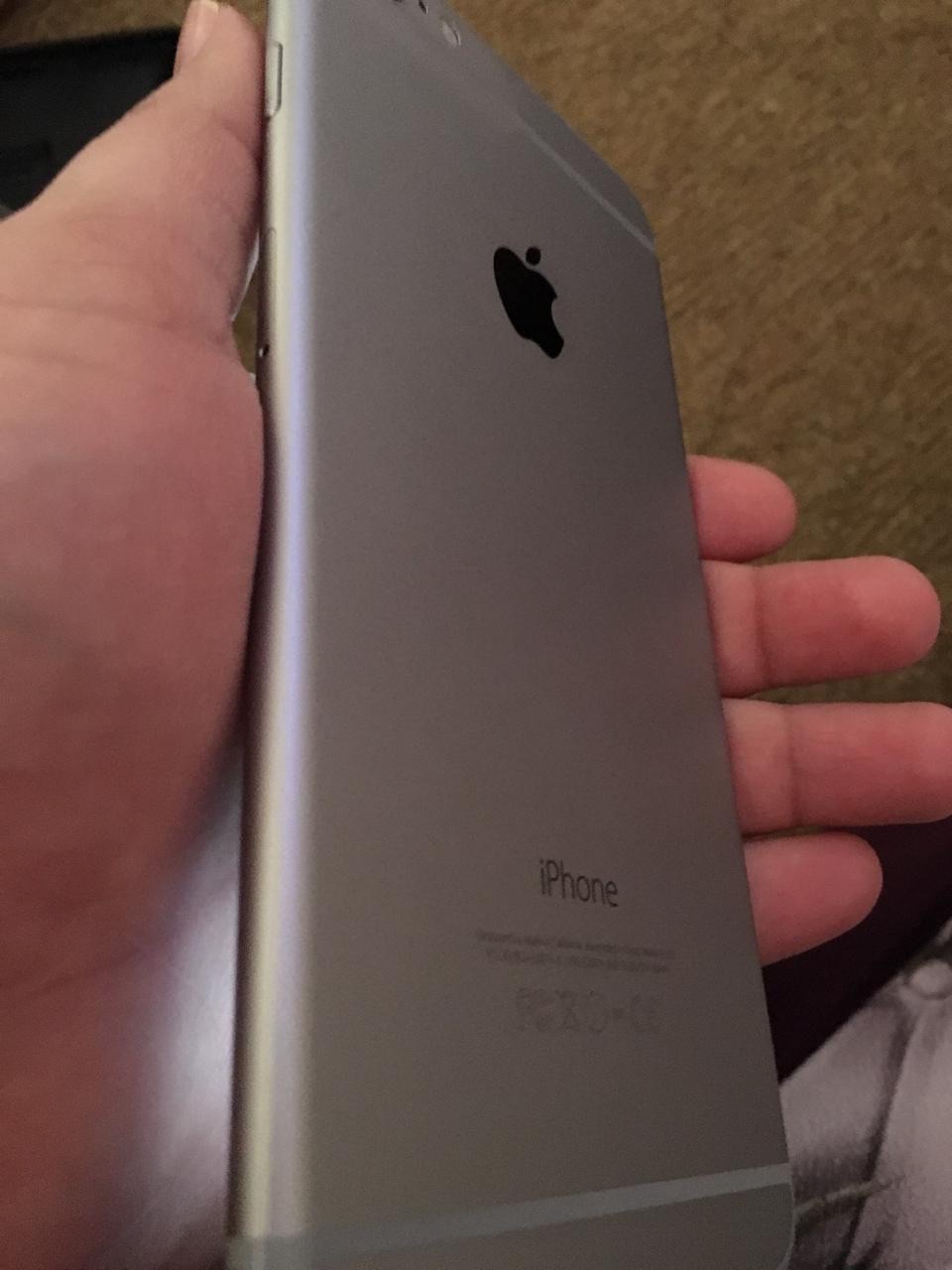 6 plus  /64GB                                            


	 				لا تنسَ أنك شاهدت هذا الإعلان في عنكبوت            
	 				
                                ولا شخط كأنو جديد 
مع شاحن الاصلي 
السع...