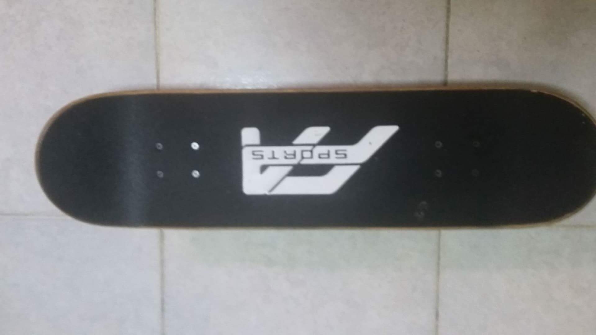 سكيت بورد اصلي FA Sports
لا تنسَ أنك شاهدت هذا الإعلان في عنكبوت
skatebord اصلي للمحترفين...