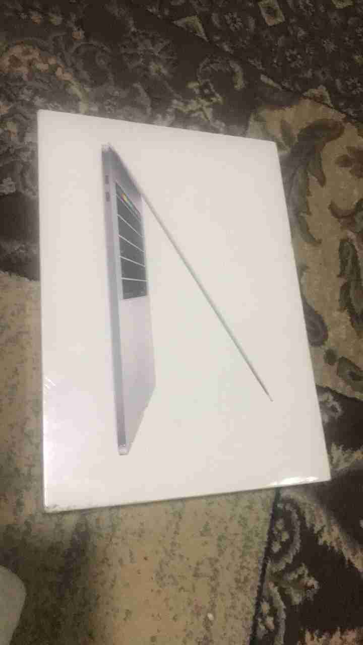 MacBook Pro
لا تنسَ أنك شاهدت هذا الإعلان في عنكبوت
جهاز ماك بوك برو بكرتونته جديد بسعر مغر...