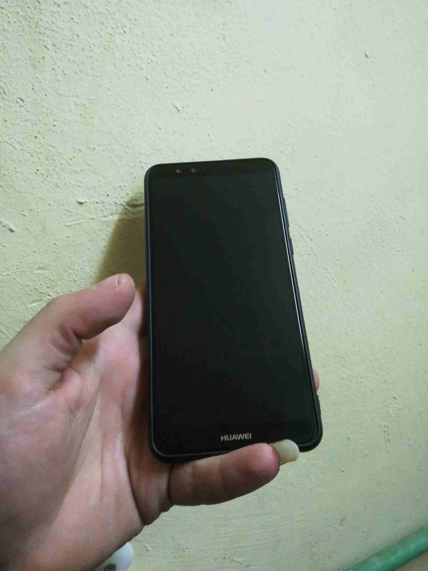Huawei Y9 2018                                            


	 				لا تنسَ أنك شاهدت هذا الإعلان في عنكبوت            
	 				
                            الجهاز توب نضافة ما معاه اشي...
