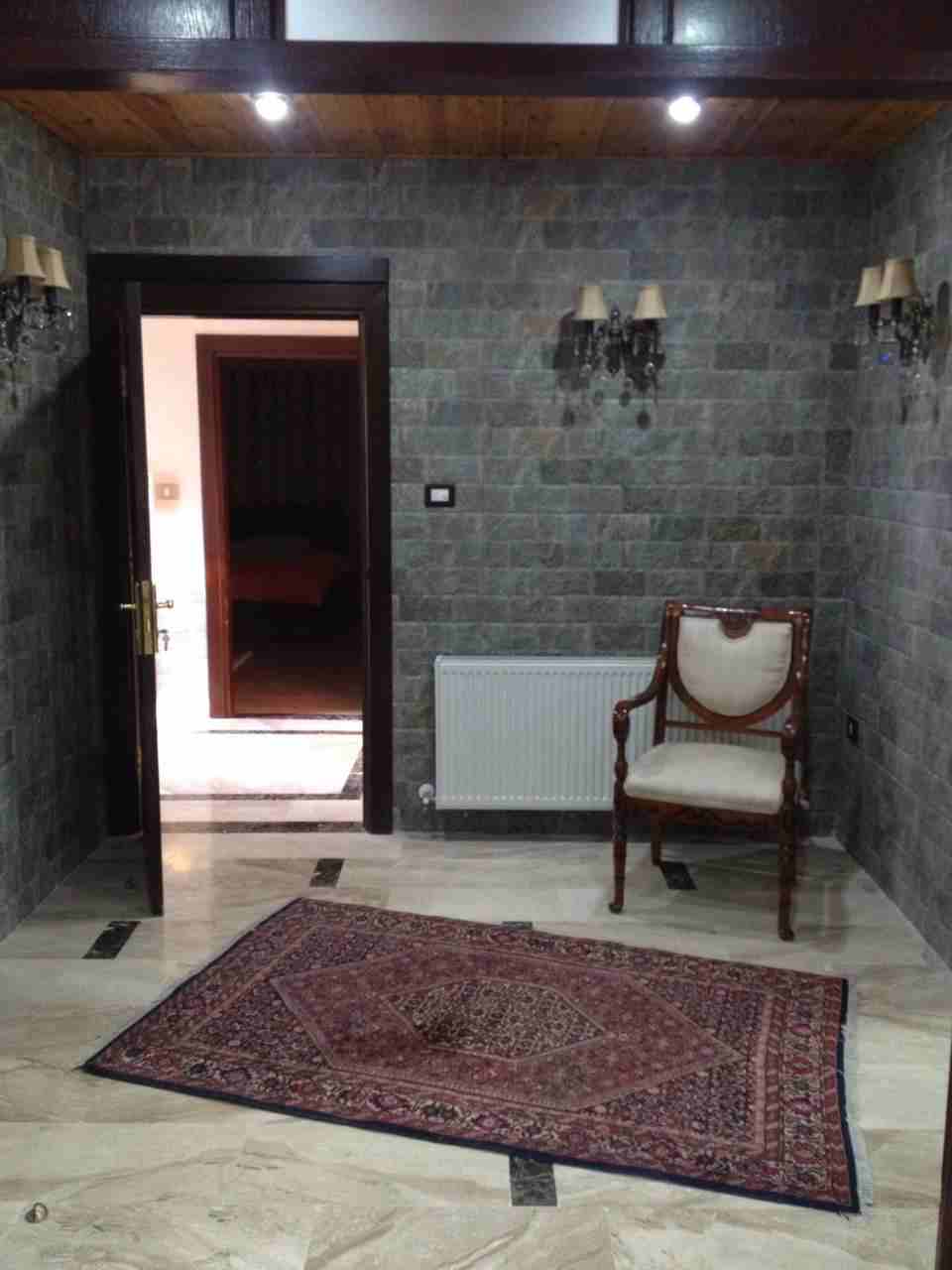 روف مفروش او فارغ للايجار في دابوق
لا تنسَ أنك شاهدت هذا الإعلان في عنكبوت
2 نوم 2 حمام صالون سفر...